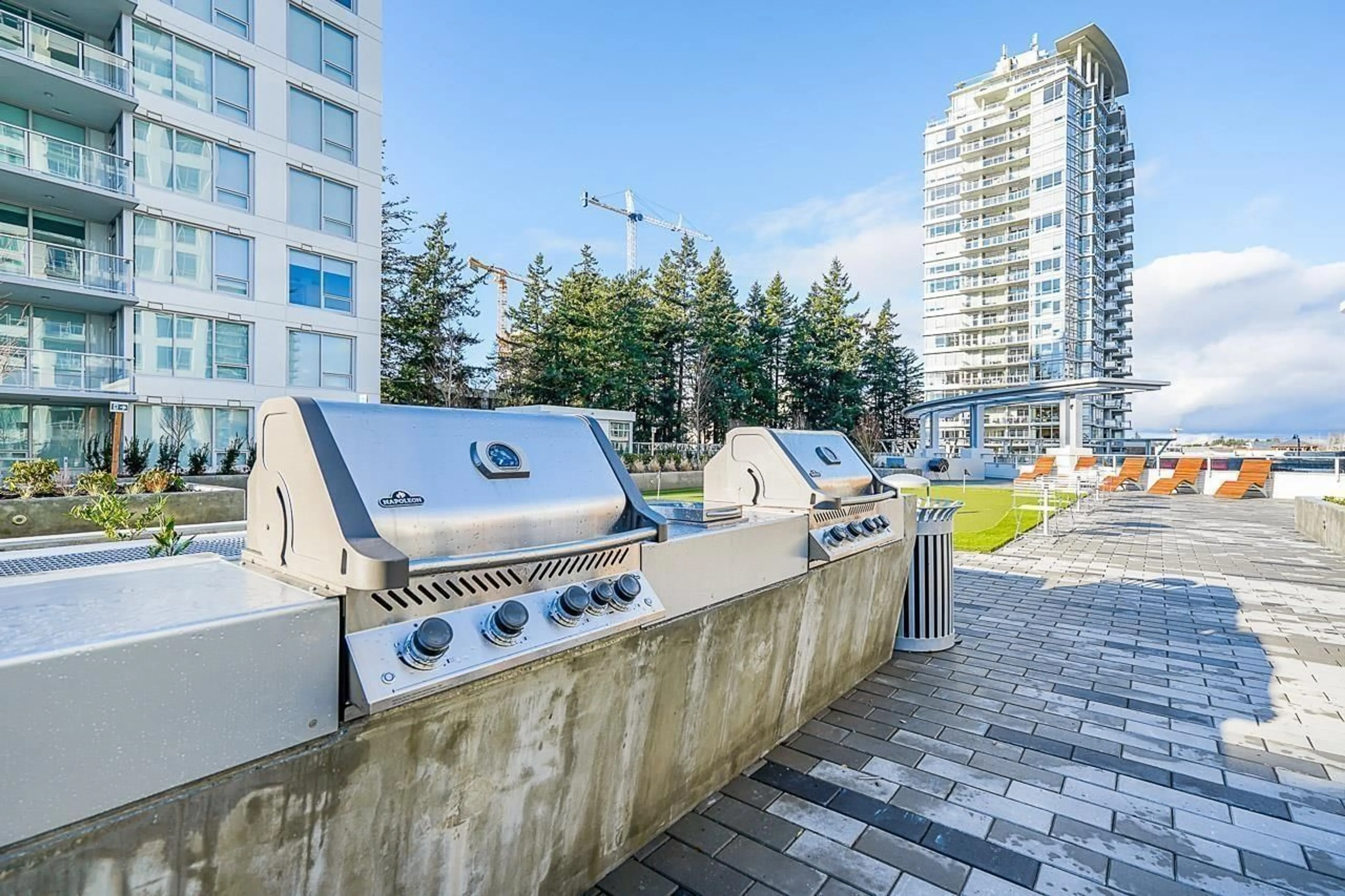 Patio, street for 603 - 15165 THRIFT, White Rock British Columbia V4B0C1