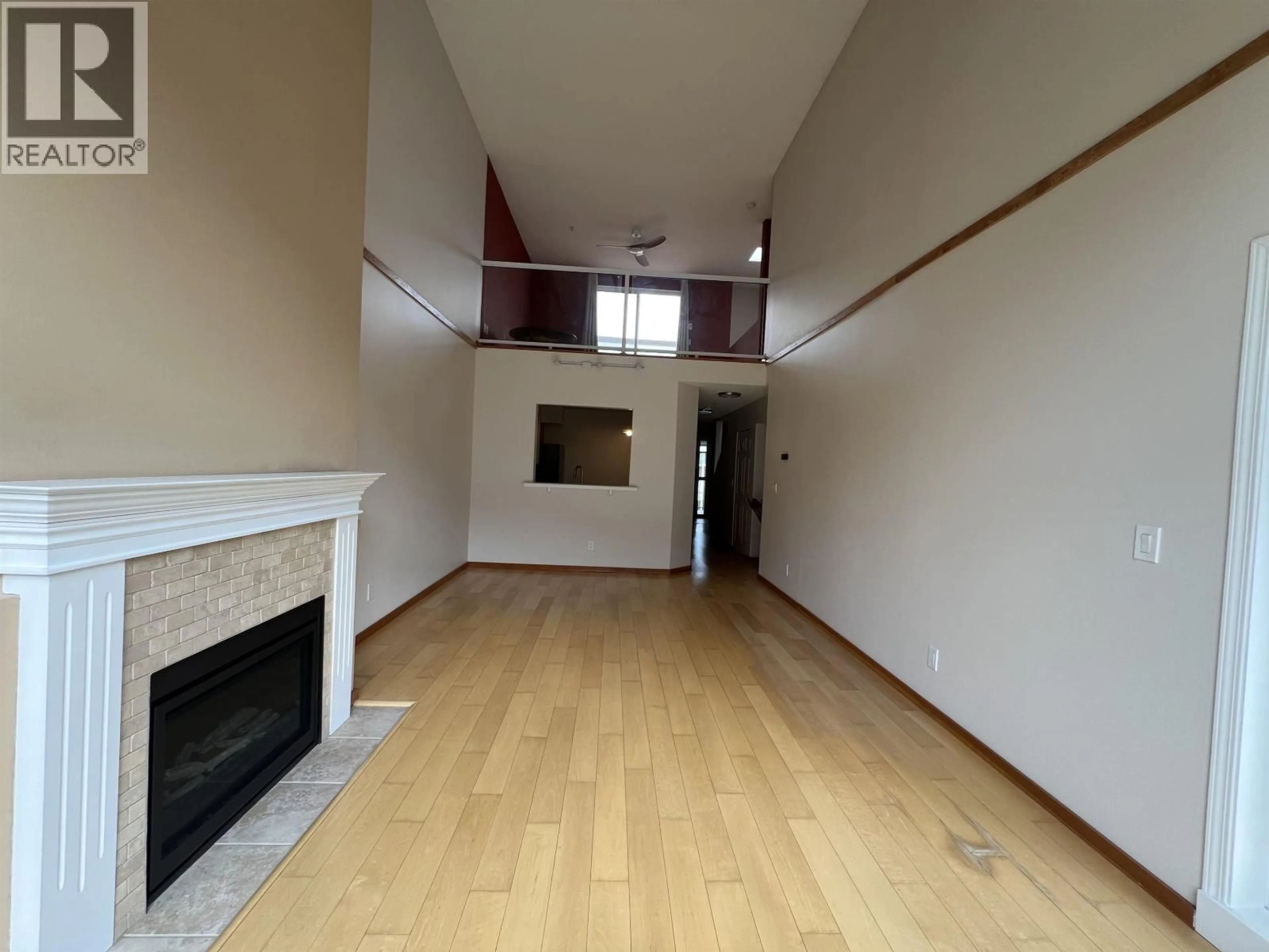 A pic of a room for 305 - 1468 PEMBERTON AVENUE, Squamish British Columbia V8B0K2