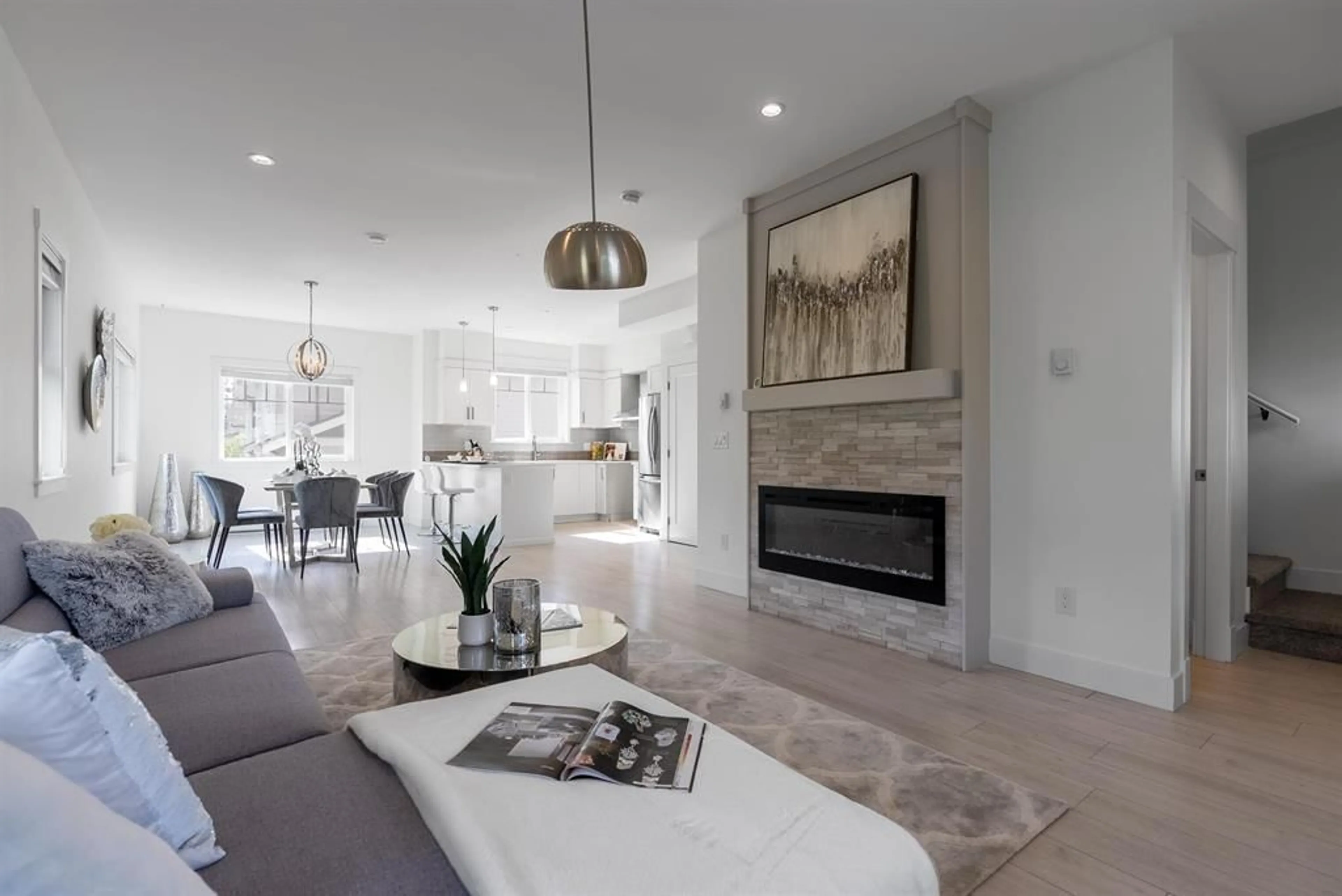 Living room with furniture, unknown for 41 - 6188 141, Surrey British Columbia V3X0J7