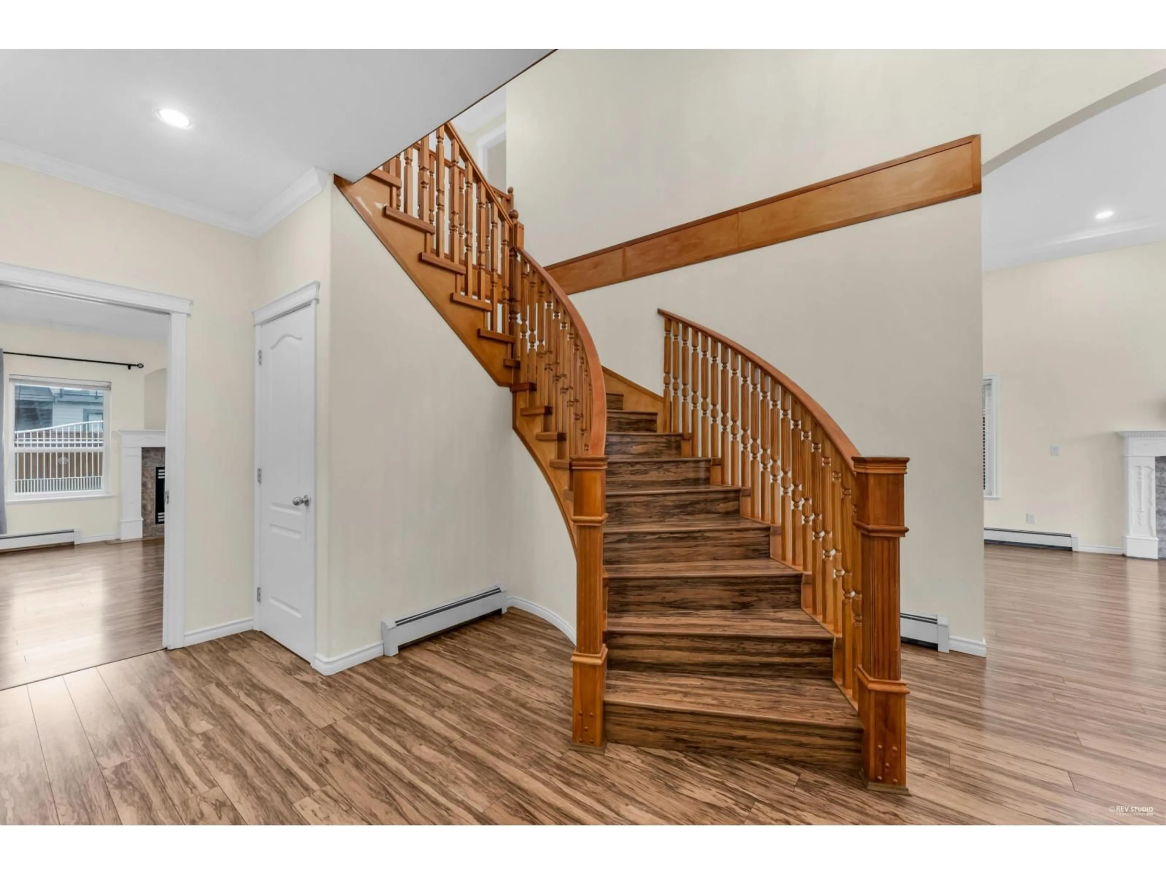 Stairs for 15949 108, Surrey British Columbia V4N1J6