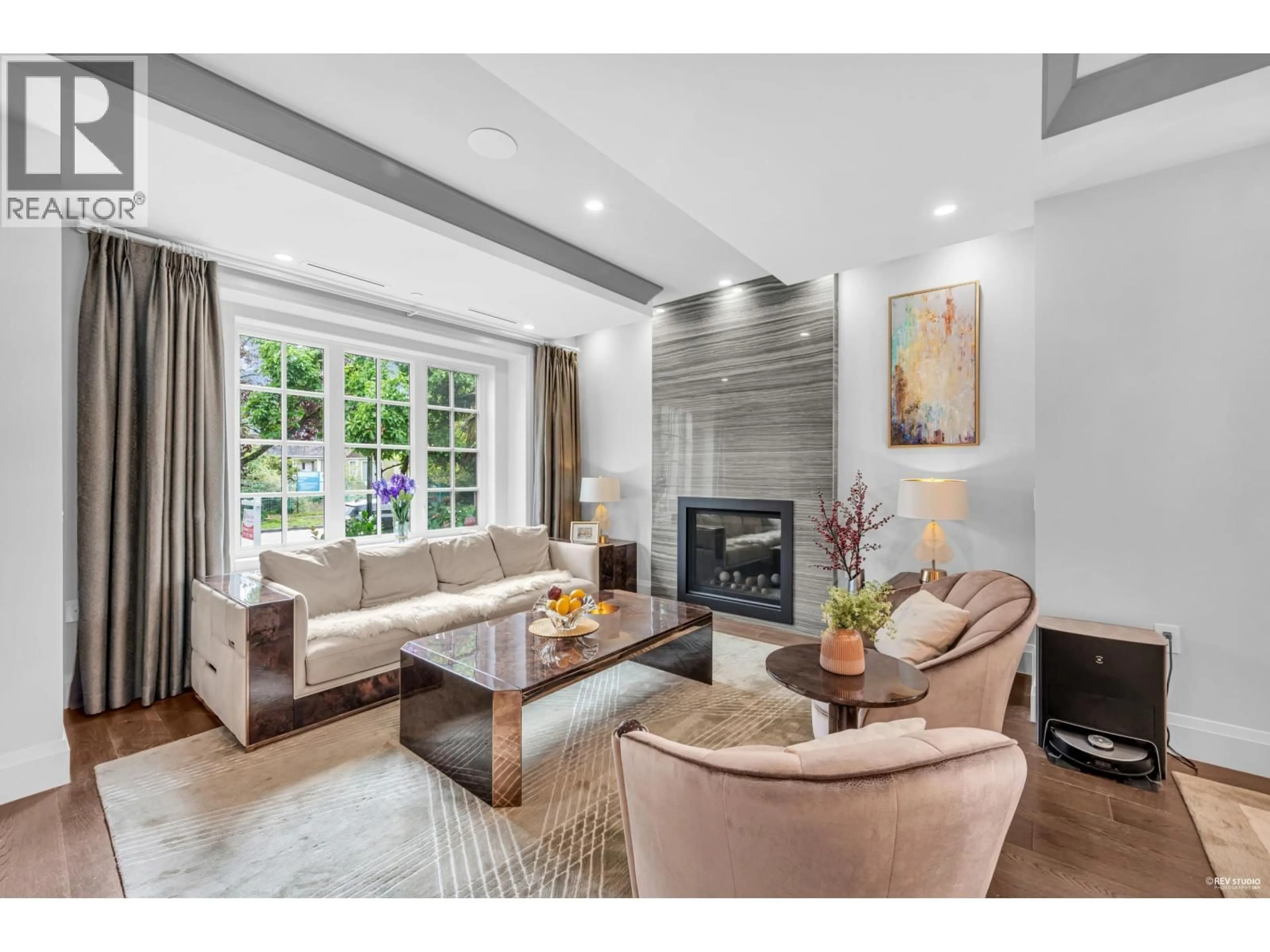 Living room with furniture, unknown for 3125 34TH AVENUE, Vancouver British Columbia V6N2K1