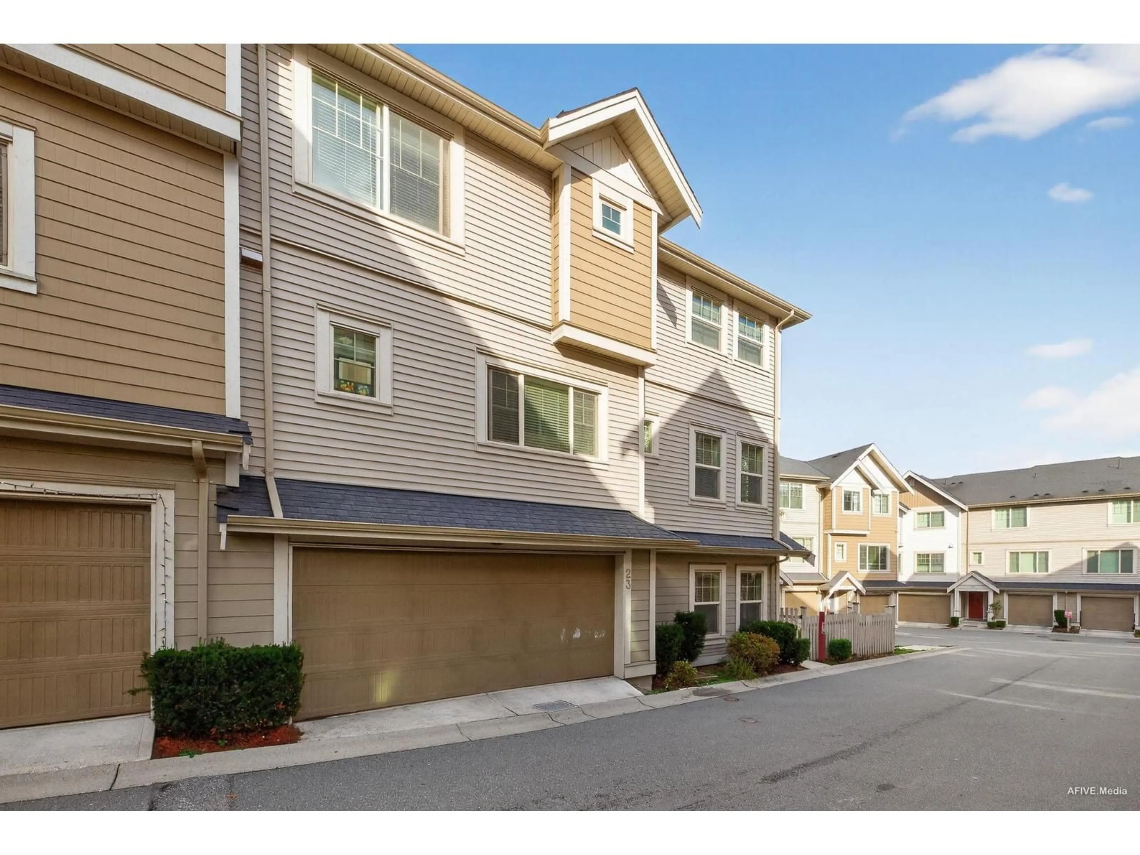Unknown for 23 - 19097 64AVE, Surrey British Columbia V3S6X5
