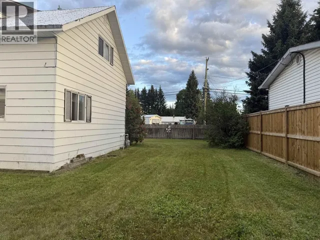 3098 AUSTIN ROAD, Prince George 4