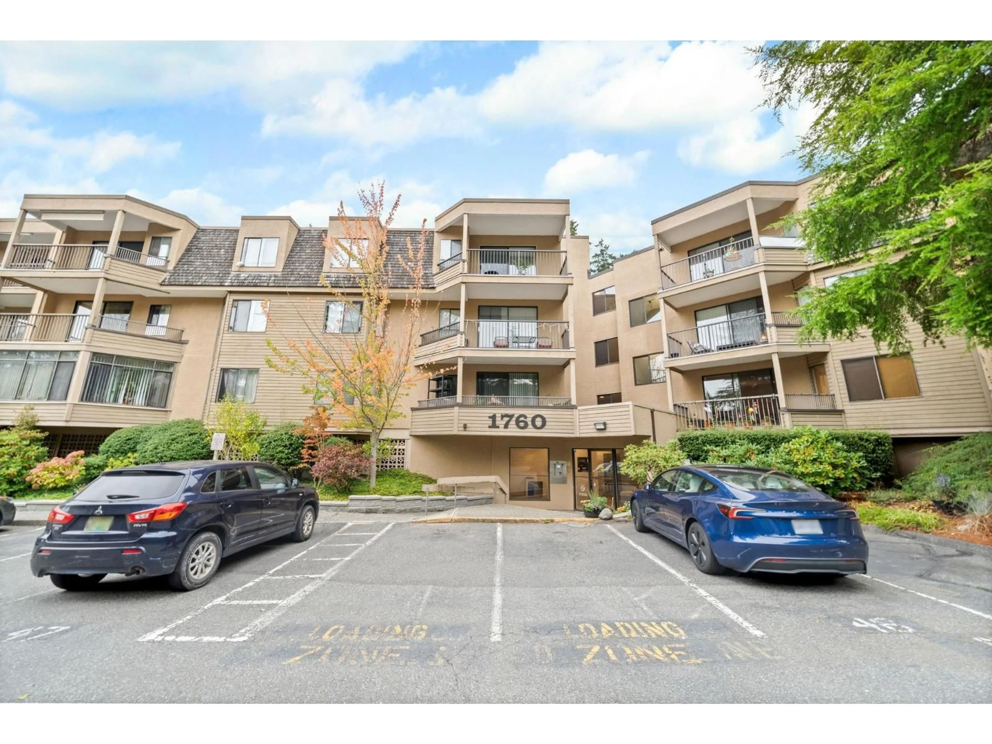 Unknown for 219 - 1760 SOUTHMERE, Surrey British Columbia V4A6E5