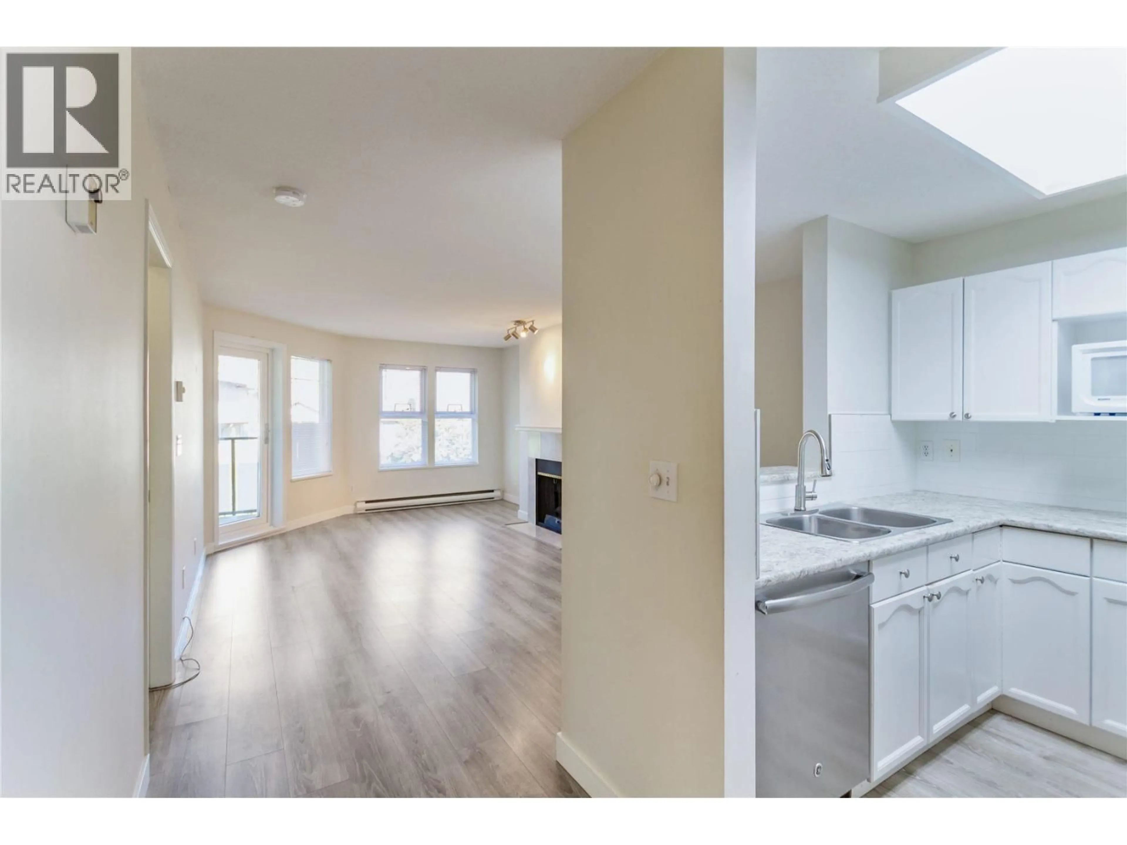 Open concept kitchen, unknown for 214 - 98 LAVAL STREET, Coquitlam British Columbia V3K6S9