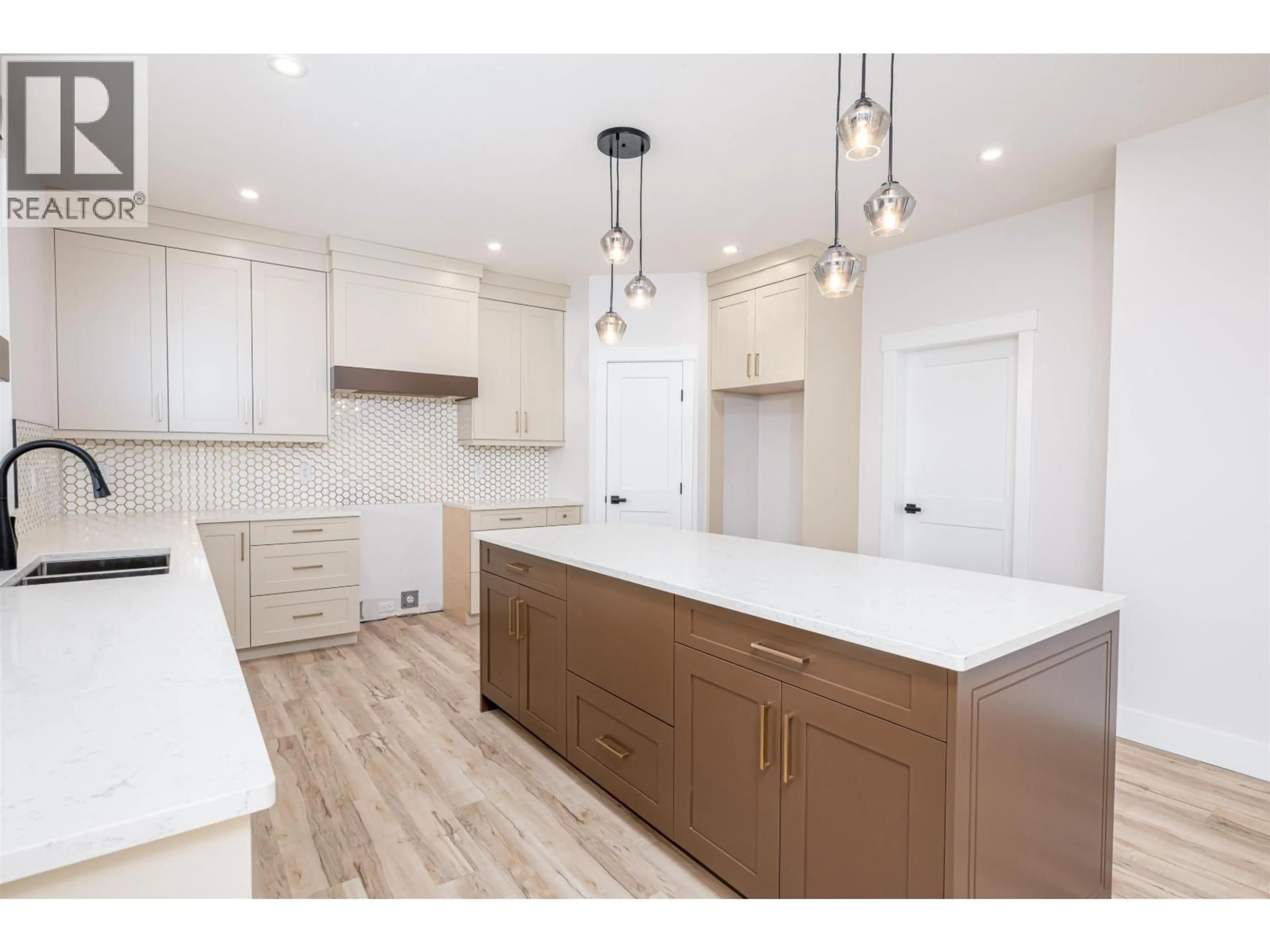 Open concept kitchen, unknown for 1133 MONTEITH COURT, Prince George British Columbia V2N0G8