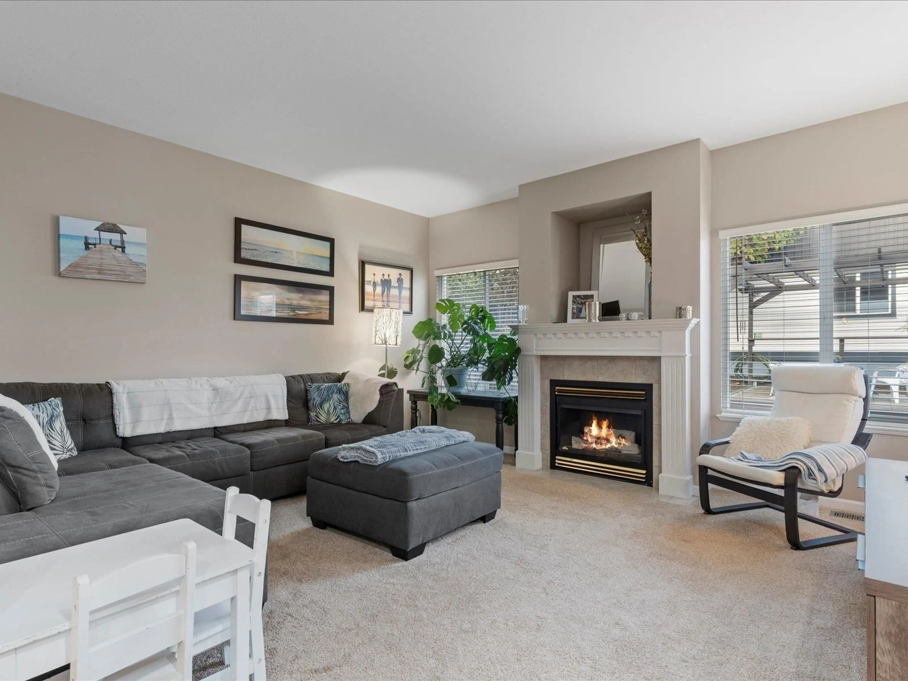 Living room with furniture, unknown for 4330 BILL REID, Abbotsford British Columbia V3G3C2