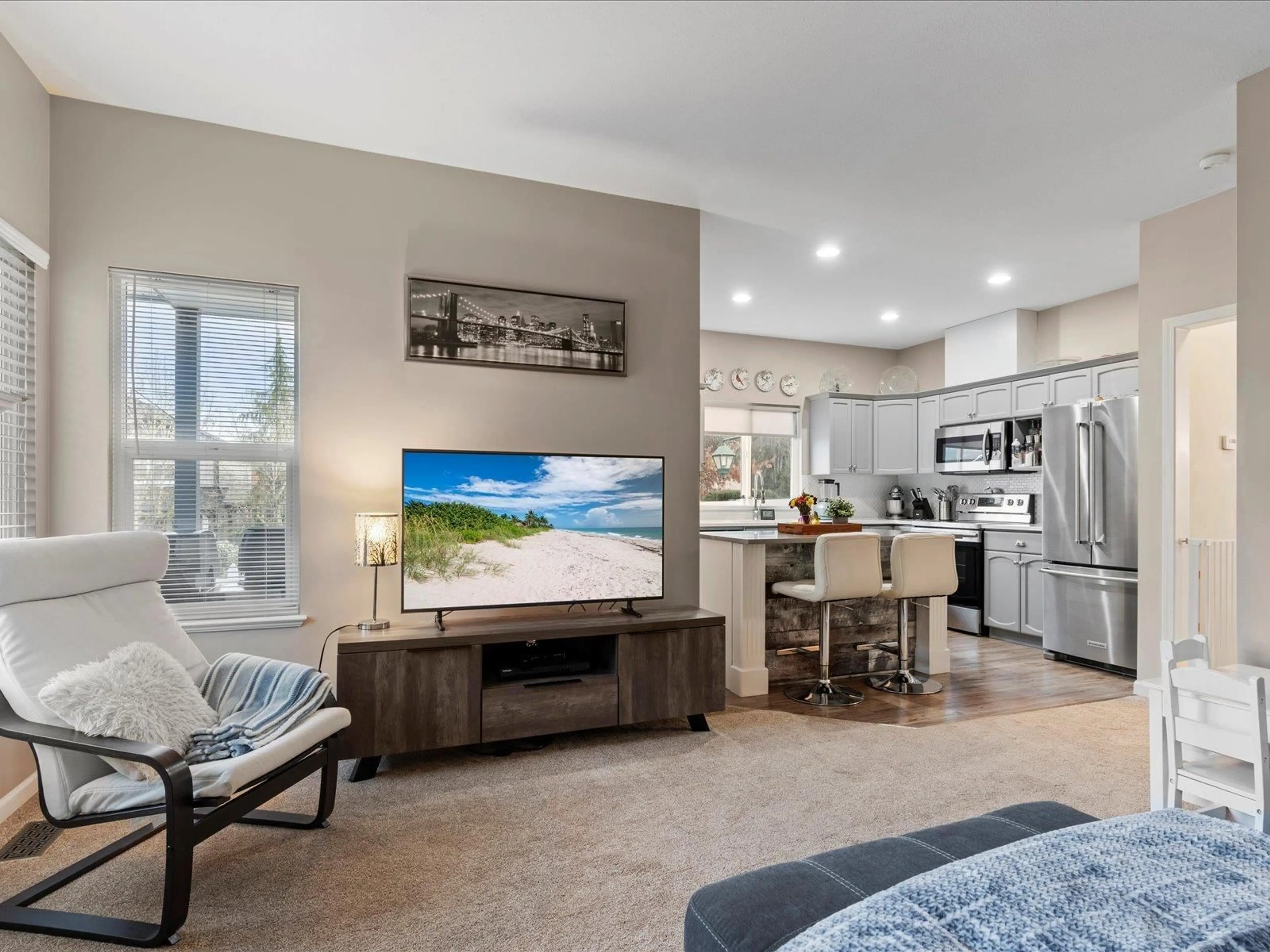 Open concept kitchen, unknown for 4330 BILL REID, Abbotsford British Columbia V3G3C2