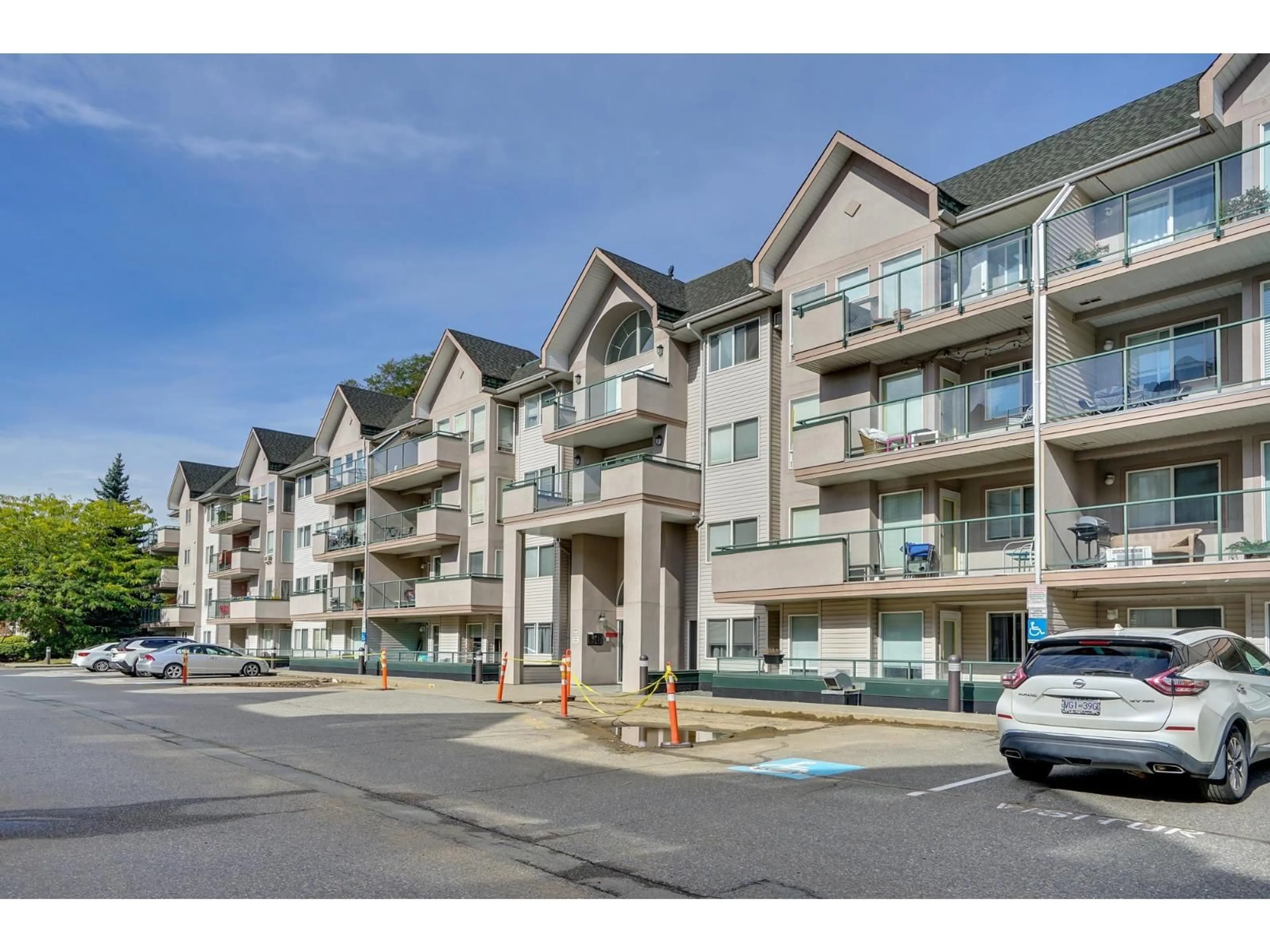 Unknown for 210 - 33738 KING, Abbotsford British Columbia V2S8J5