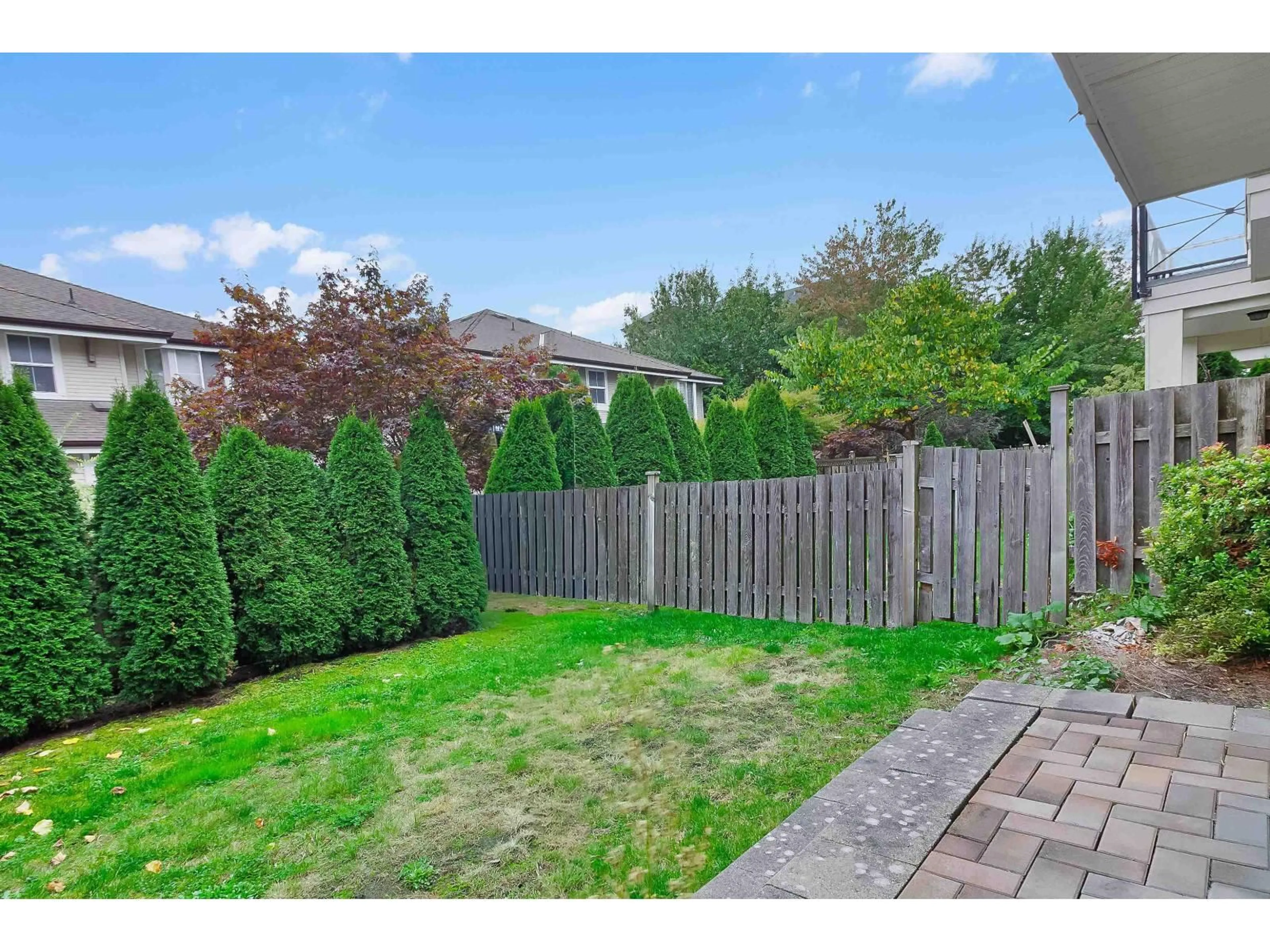 Patio, unknown for 24 - 12092 70, Surrey British Columbia V3W1A6