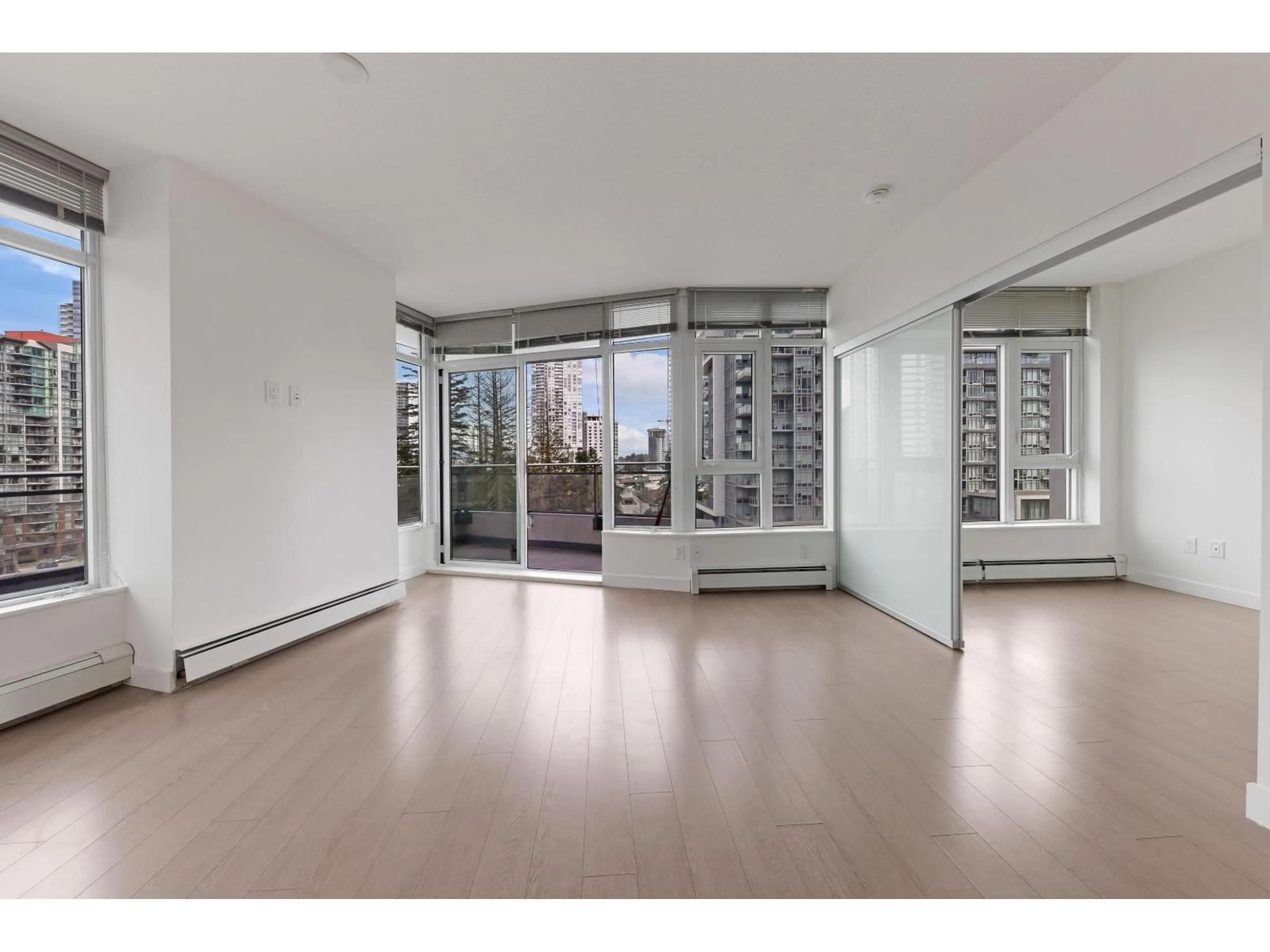 Unknown for 612 - 13308 CENTRAL AVENUE, Surrey British Columbia V3T0M4