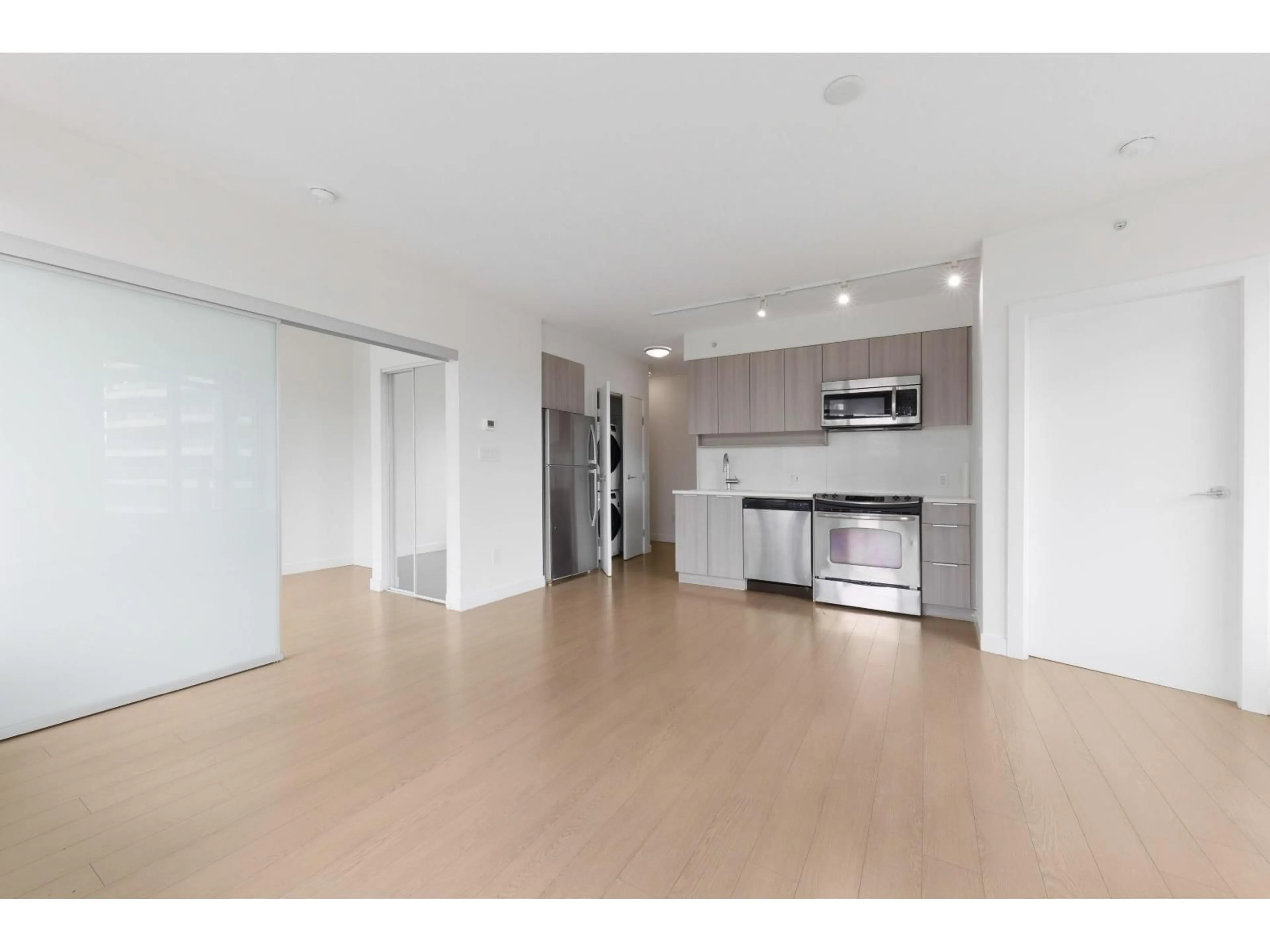Unknown for 612 - 13308 CENTRAL AVENUE, Surrey British Columbia V3T0M4