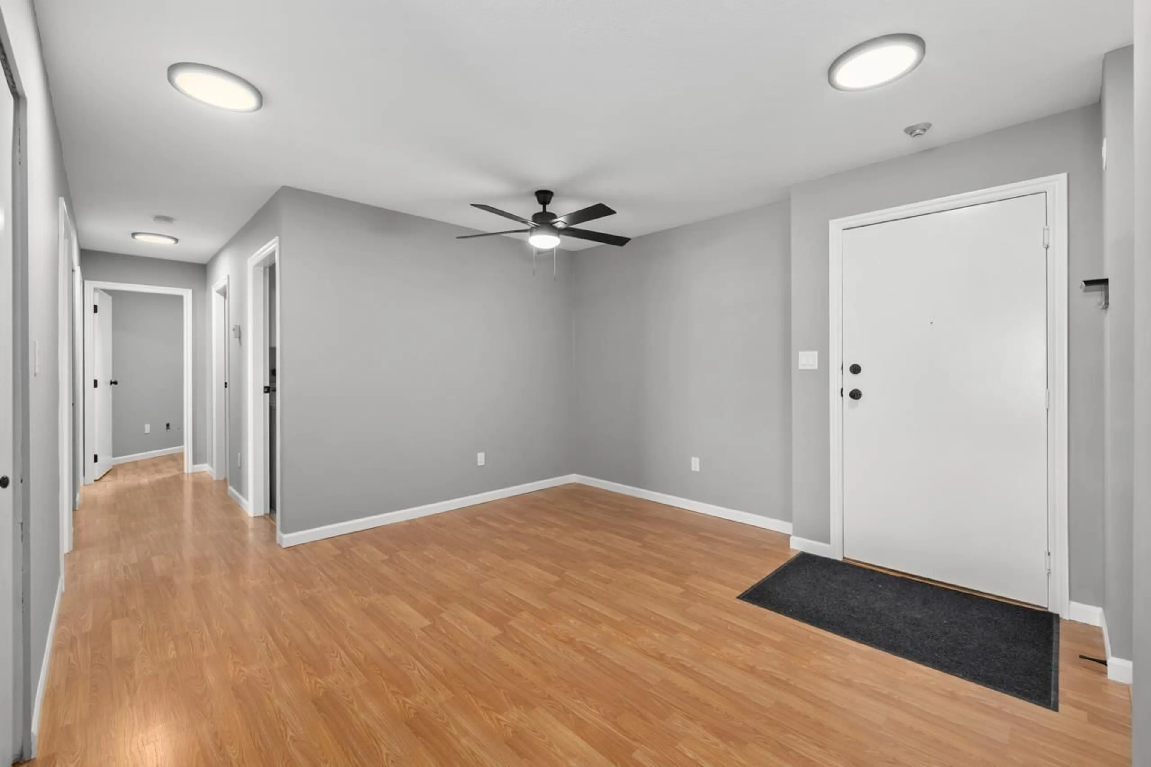 A pic of a room for 306 - 1755 SALTON, Abbotsford British Columbia V2S7C5