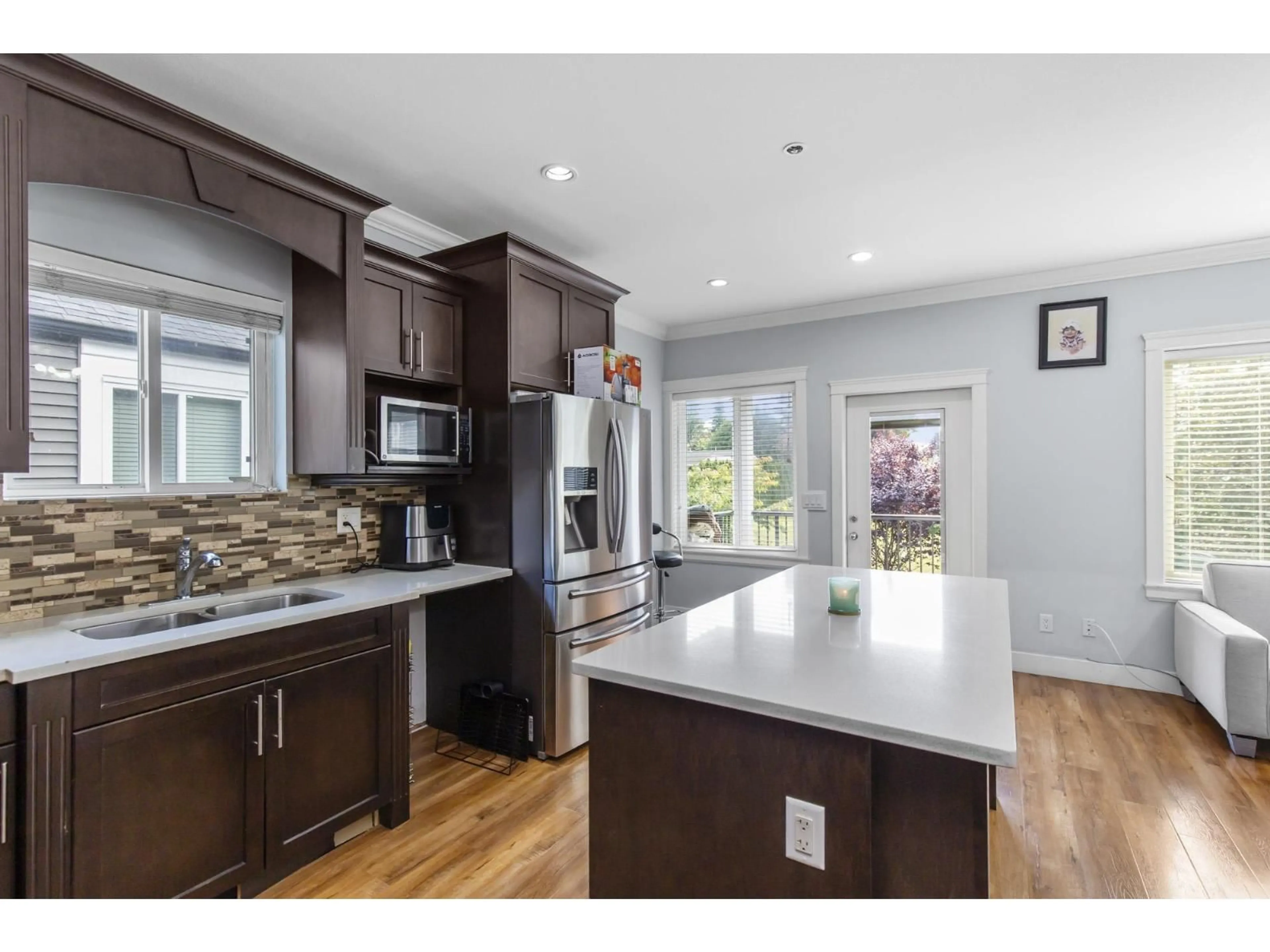 Open concept kitchen, unknown for 33008 EGGLESTONE, Mission British Columbia V2V7R7