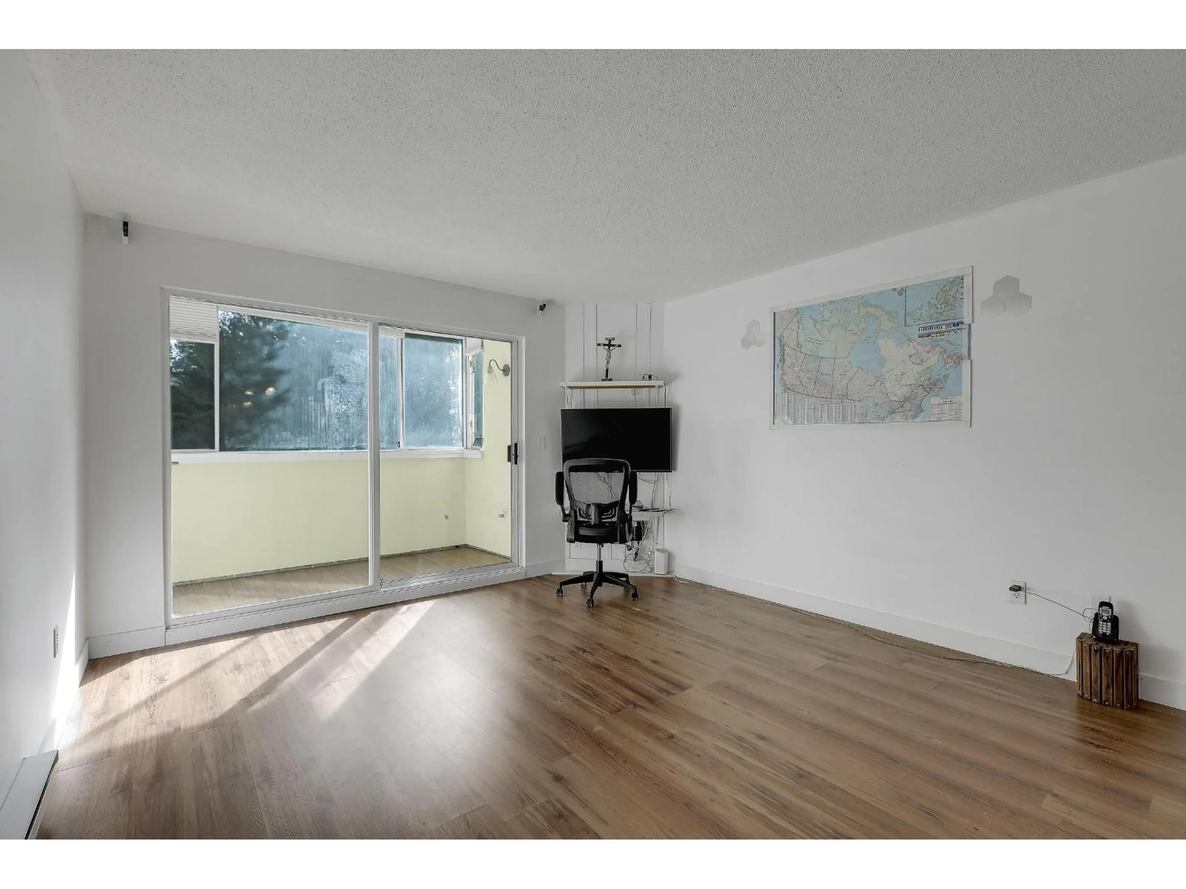 A pic of a room for 208 - 7175 134, Surrey British Columbia V3W4T1