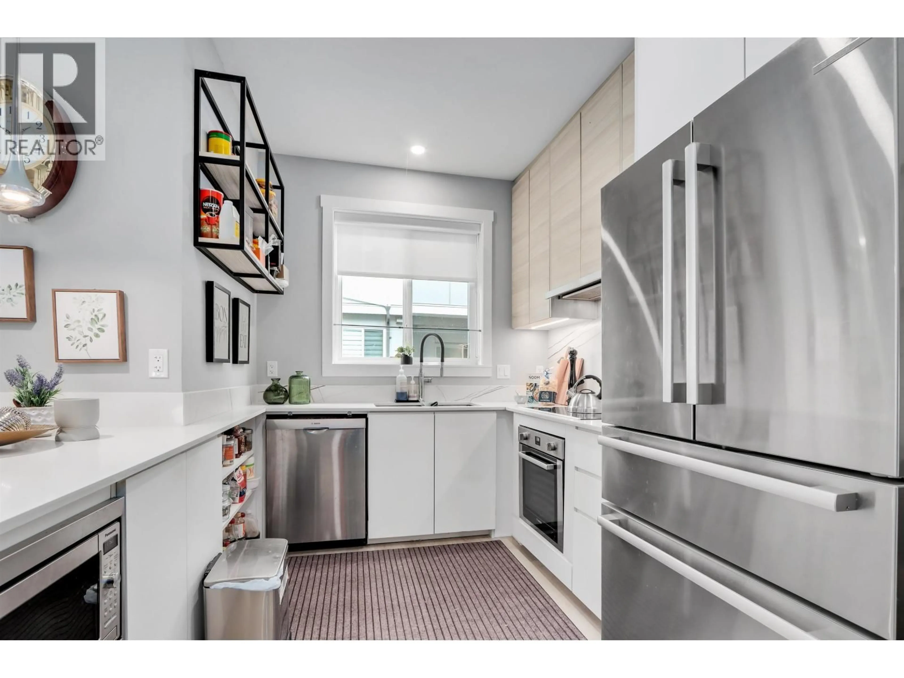 Contemporary kitchen, ceramic/tile floor for 4 - 6017 NO. 4 ROAD, Richmond British Columbia V6Y0M1