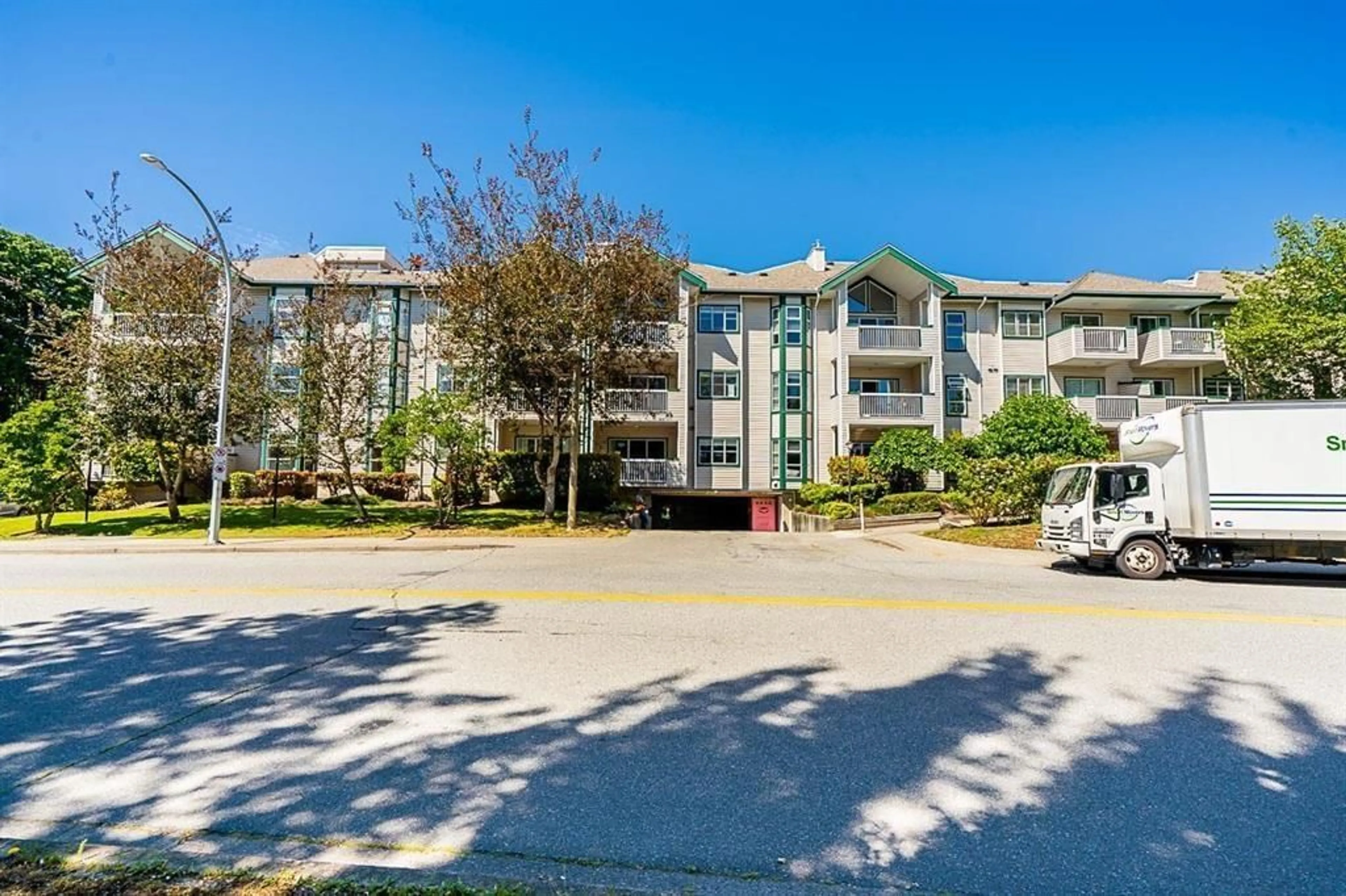 Patio, unknown for 202 - 13911 70, Surrey British Columbia V3W6B4