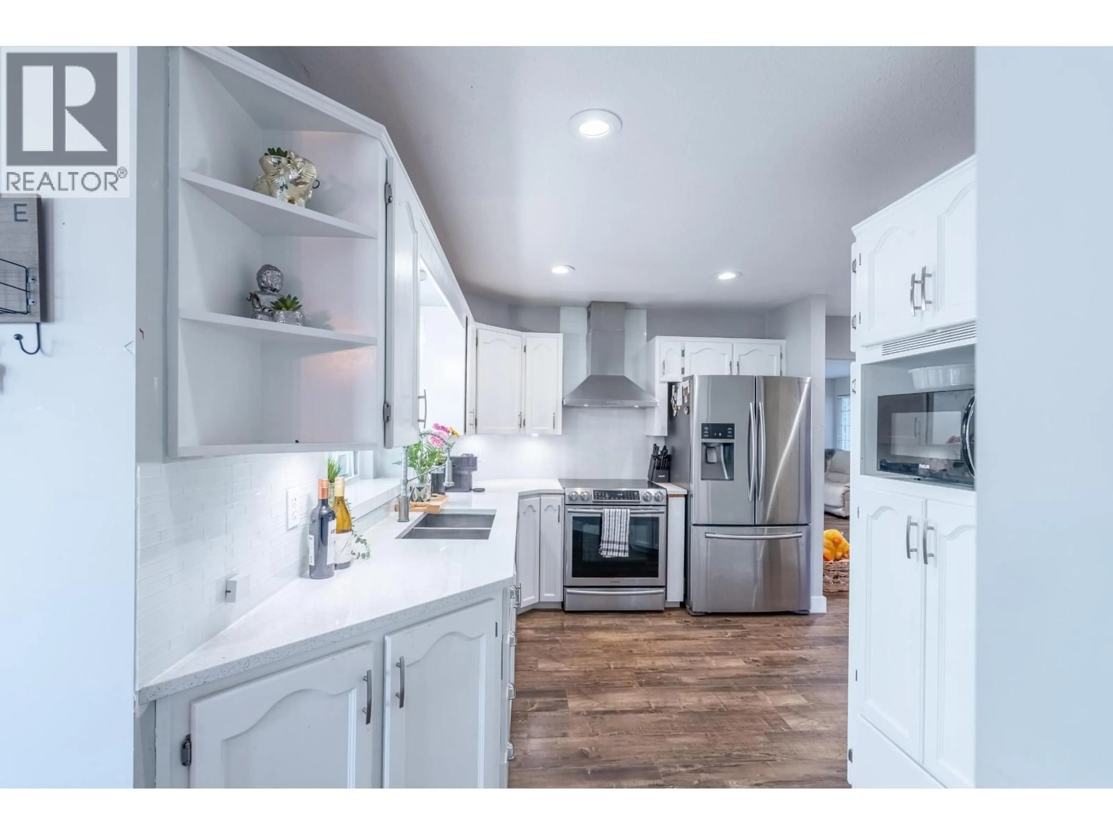 Open concept kitchen, unknown for 12492 205 STREET, Maple Ridge British Columbia V3X0A9