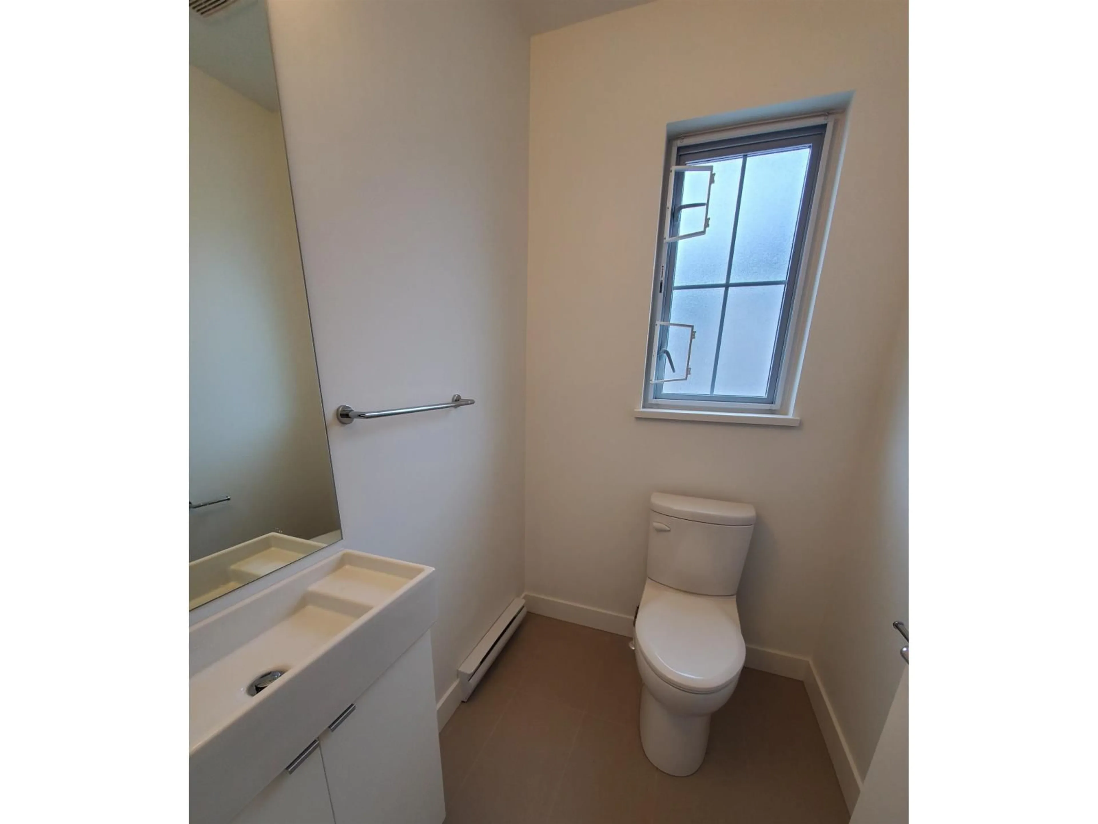 A pic of a room for 75 - 20487 65, Langley British Columbia V2Y3K8