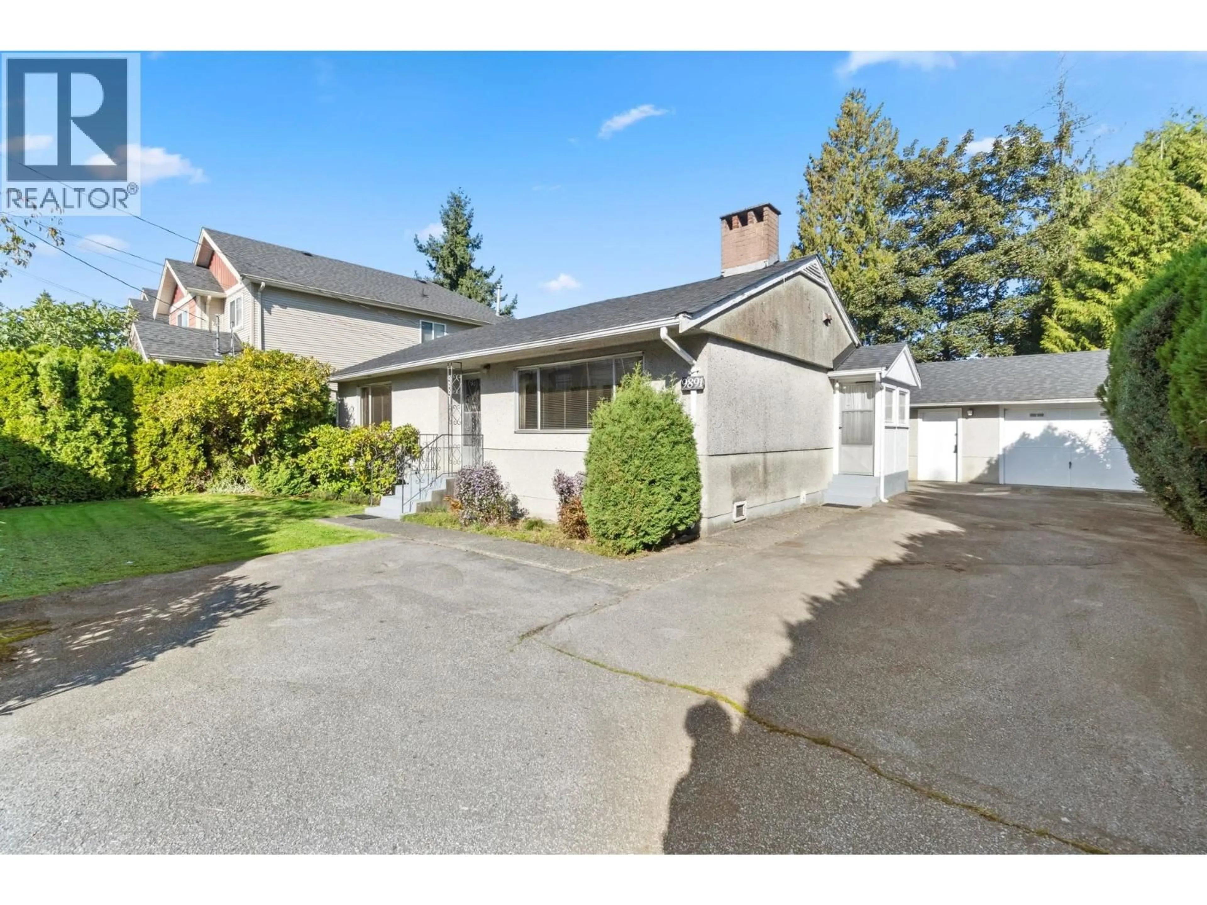 Home with vinyl exterior material, street for 9891 WILLIAMS ROAD, Richmond British Columbia V7A1H3