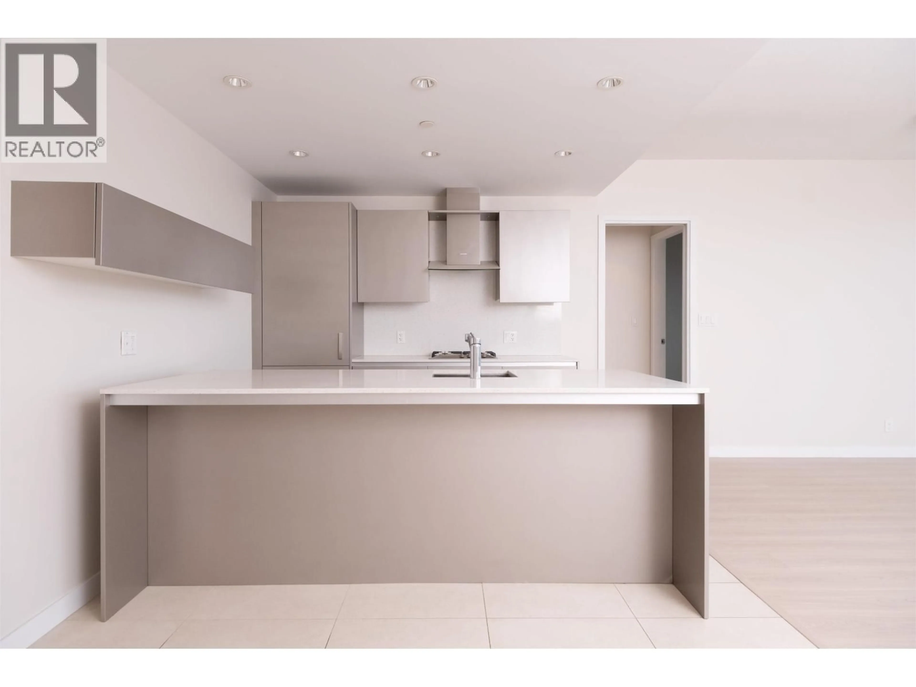 Standard kitchen, unknown for 710 - 5177 BRIGHOUSE WAY, Richmond British Columbia V7C0A7
