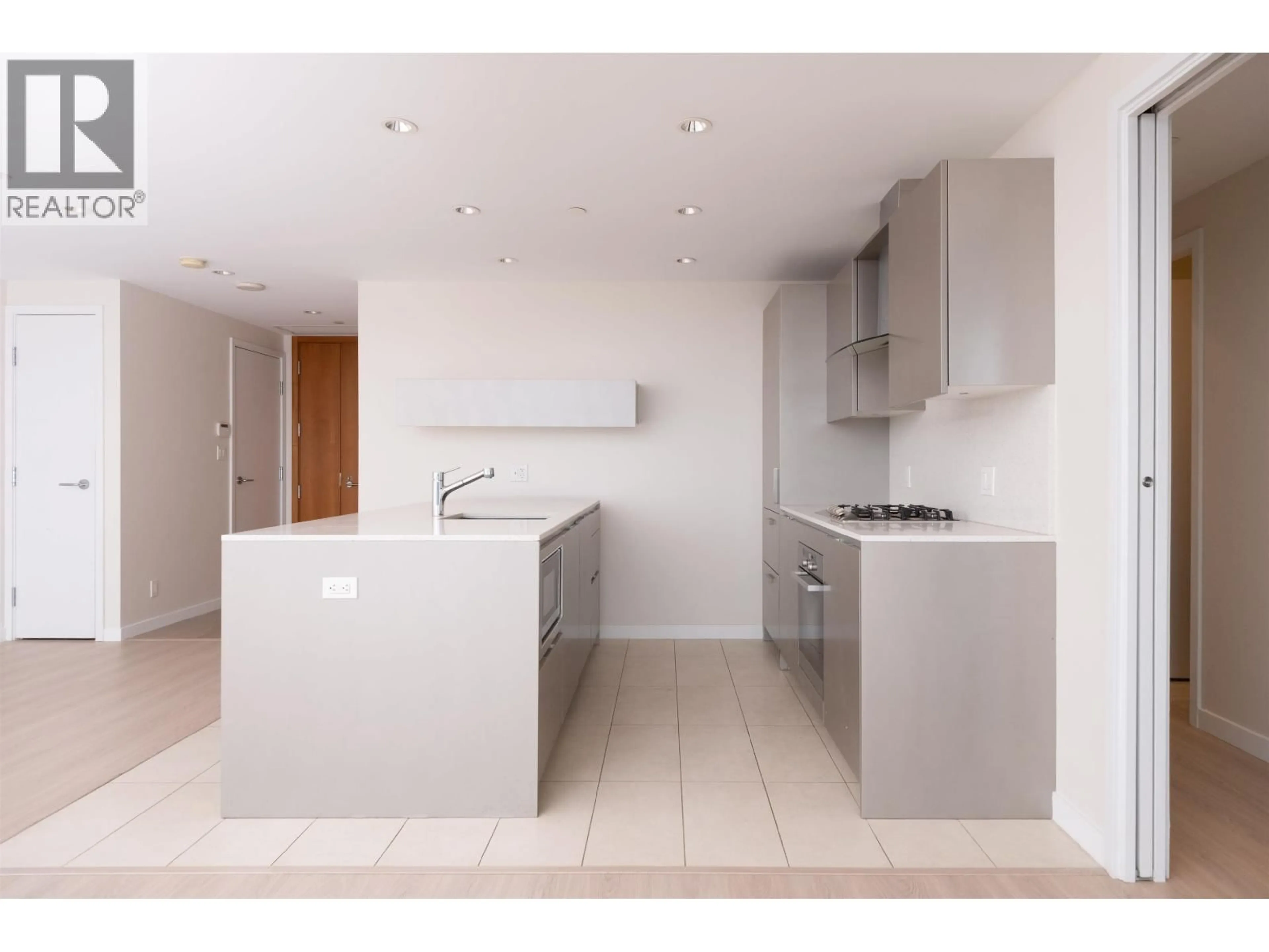 Standard kitchen, unknown for 710 - 5177 BRIGHOUSE WAY, Richmond British Columbia V7C0A7