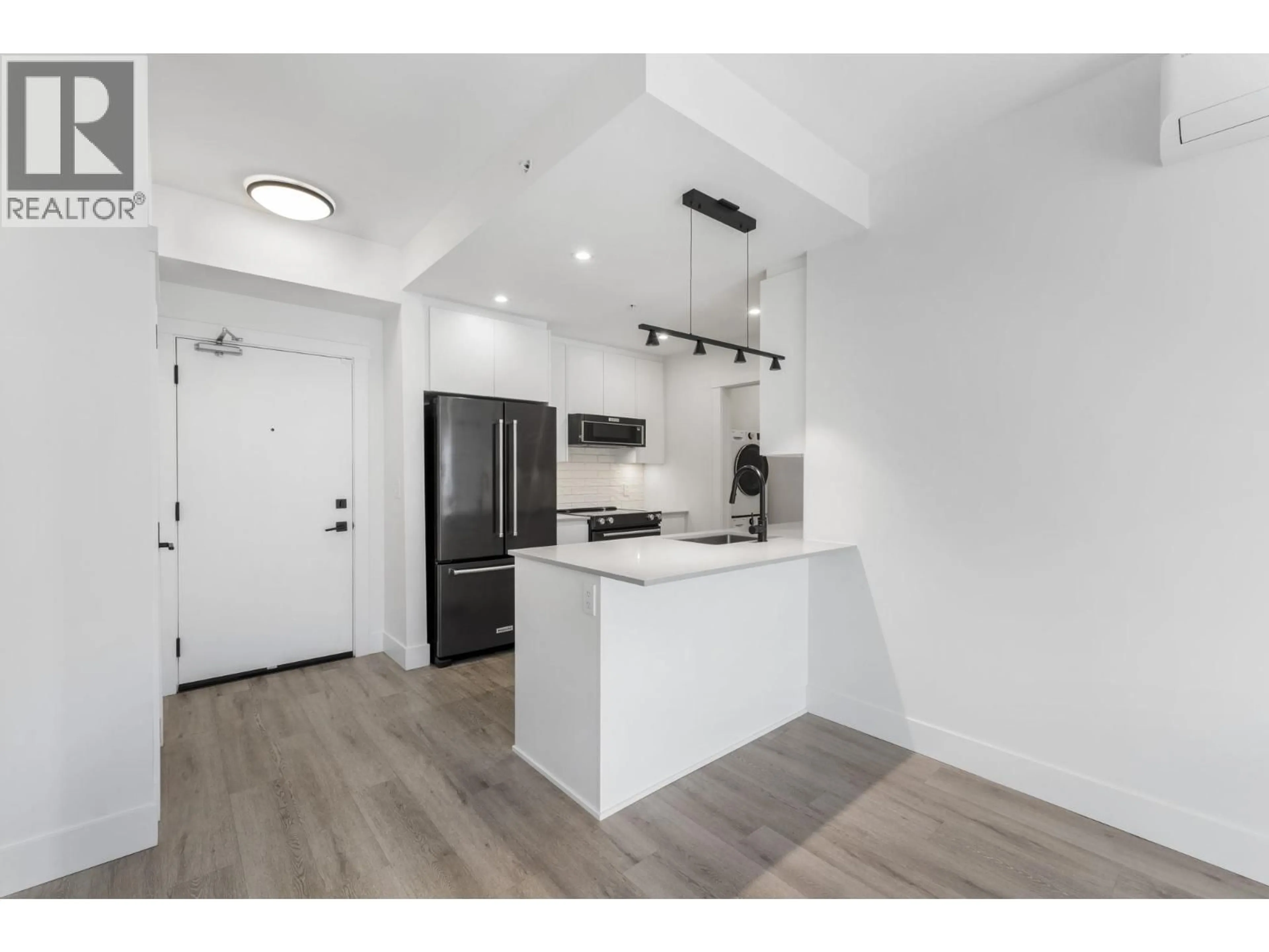 Open concept kitchen, unknown for 2408 - 2180 KELLY AVENUE, Port Coquitlam British Columbia V3C3S6