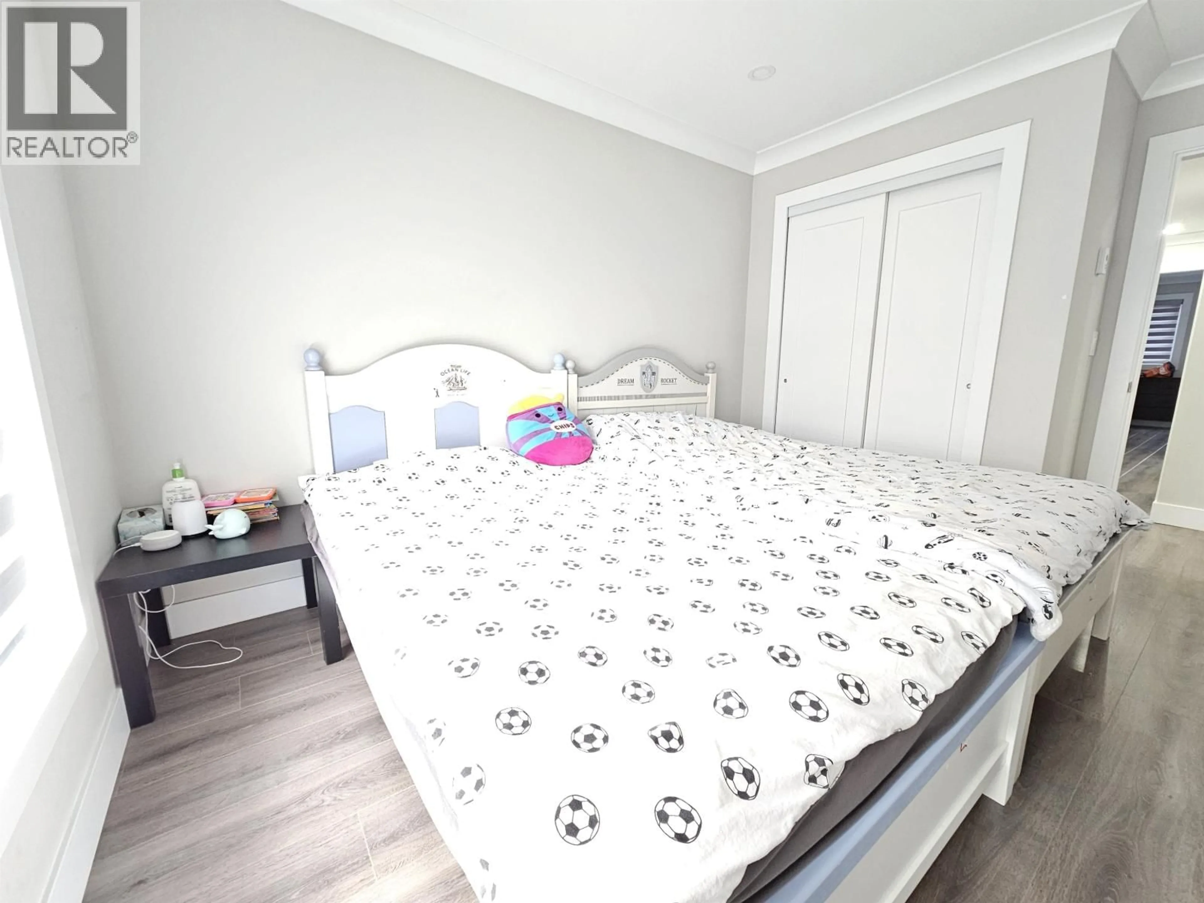A pic of a room for 1122 ROMA AVENUE, New Westminster British Columbia V3M0M4