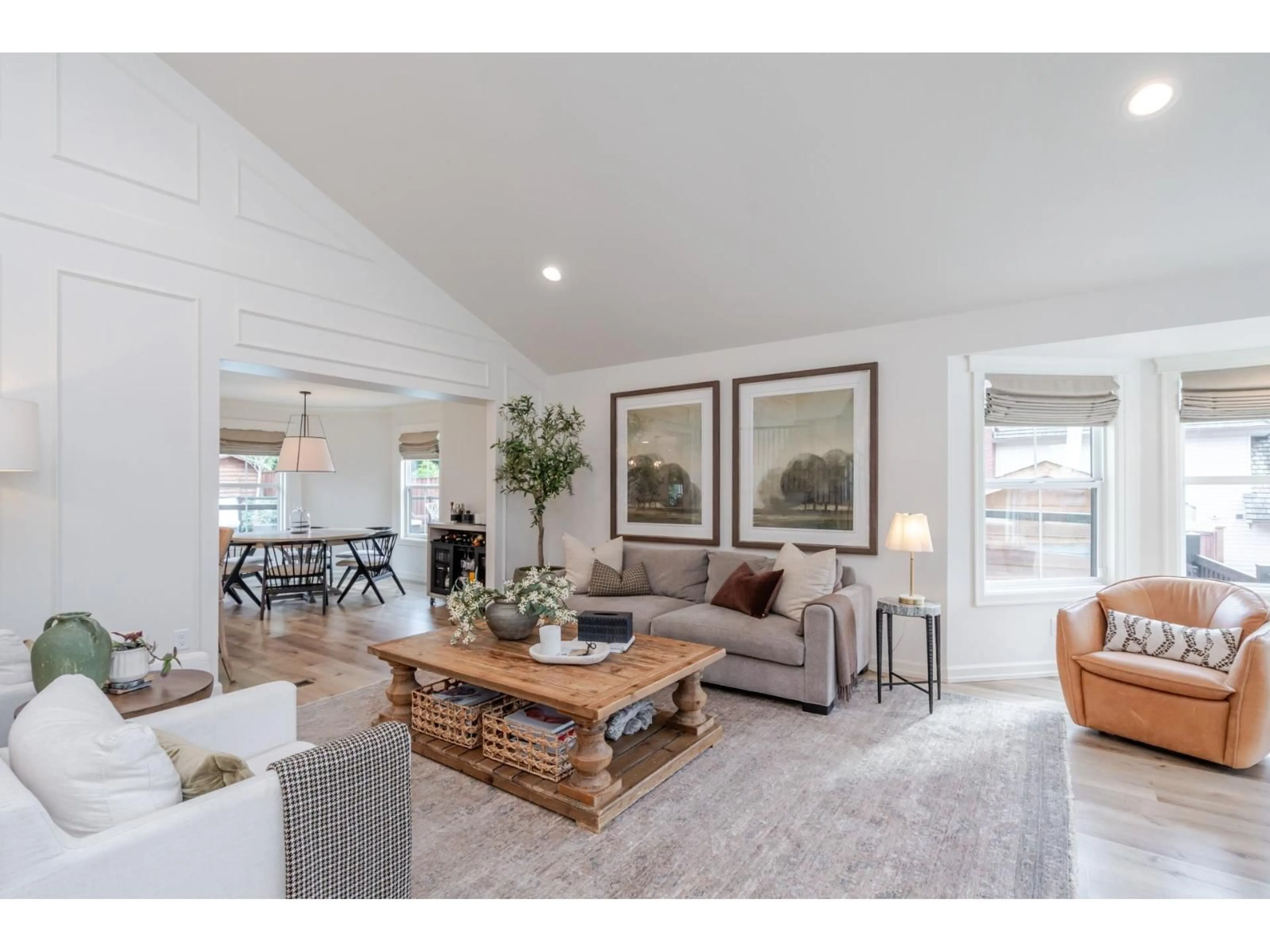 Living room with furniture, unknown for 5478 182, Surrey British Columbia V3S7Z3