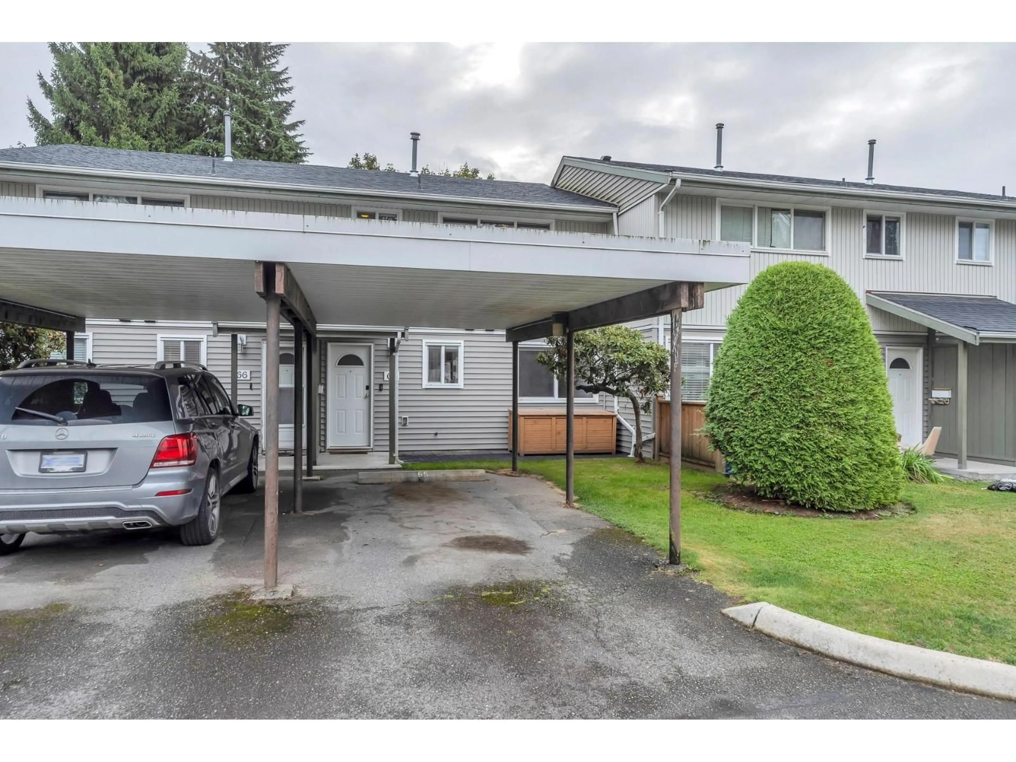 Unknown for 65 - 45185 WOLFE ROAD, Chilliwack British Columbia V2P1V5