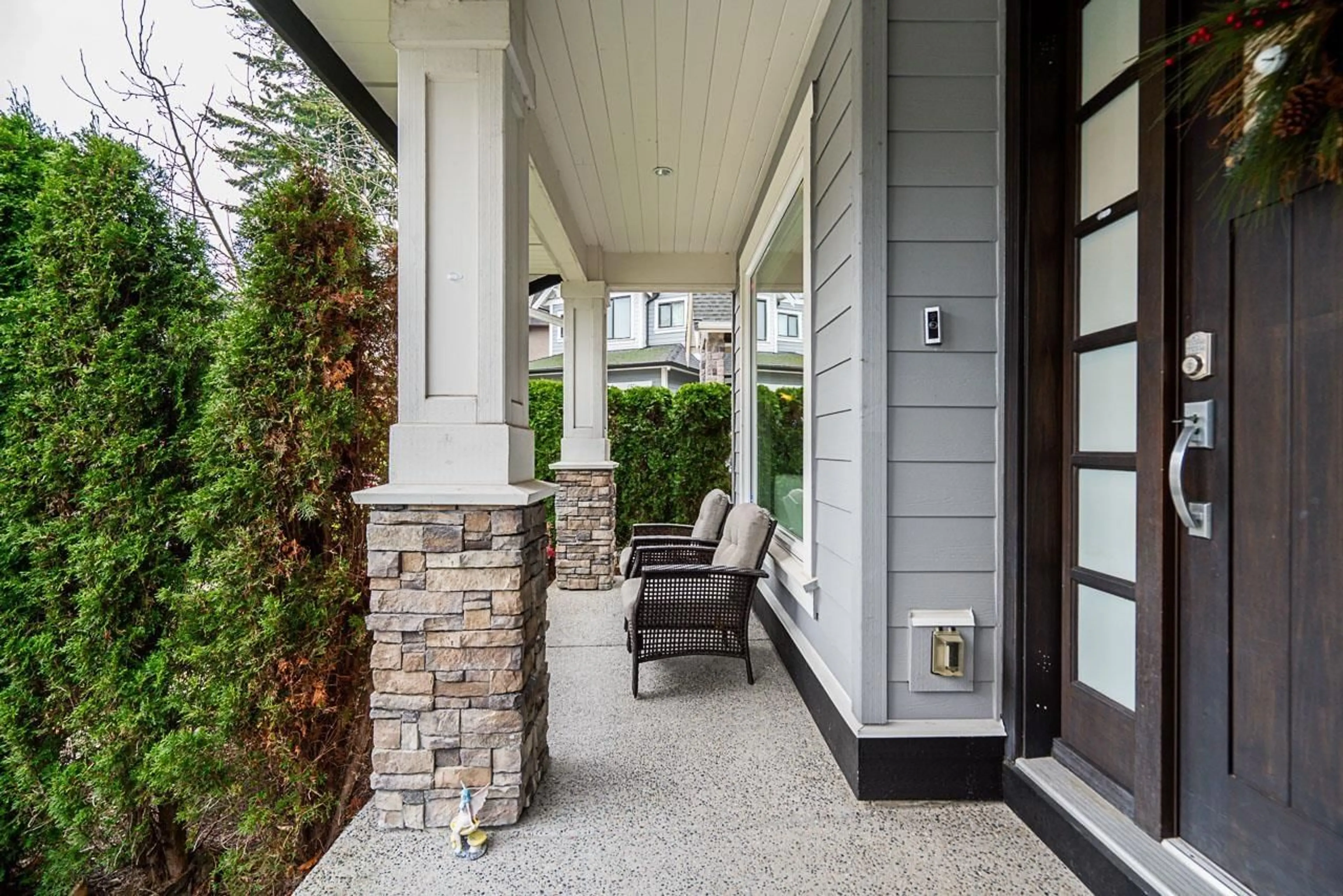 Indoor entryway for 2760 162A, Surrey British Columbia V3Z0E4