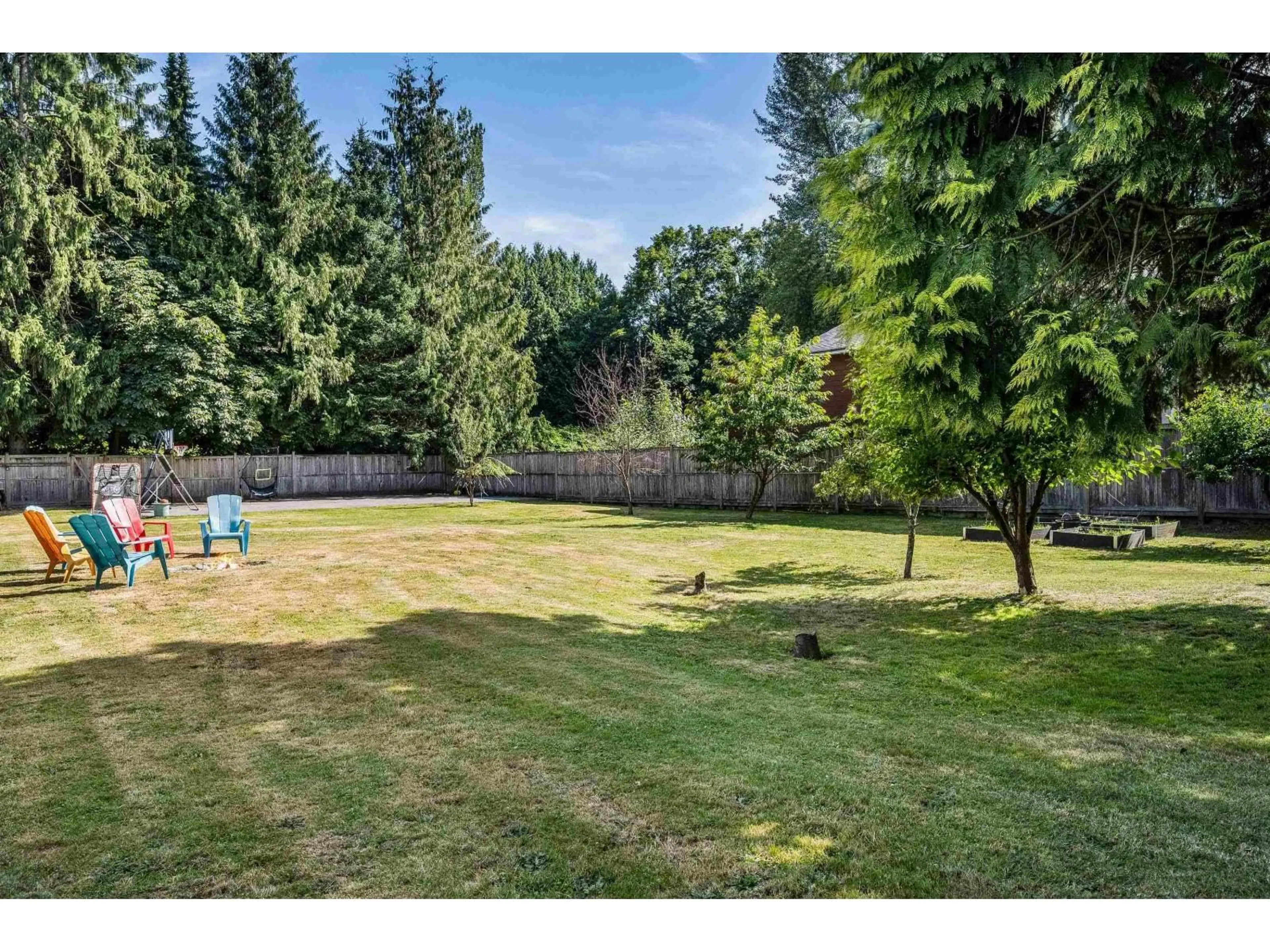 A pic from outside/outdoor area/front of a property/back of a property/a pic from drone, forest/trees view for 45410 PARK DRIVE, Chilliwack British Columbia V2P1G2