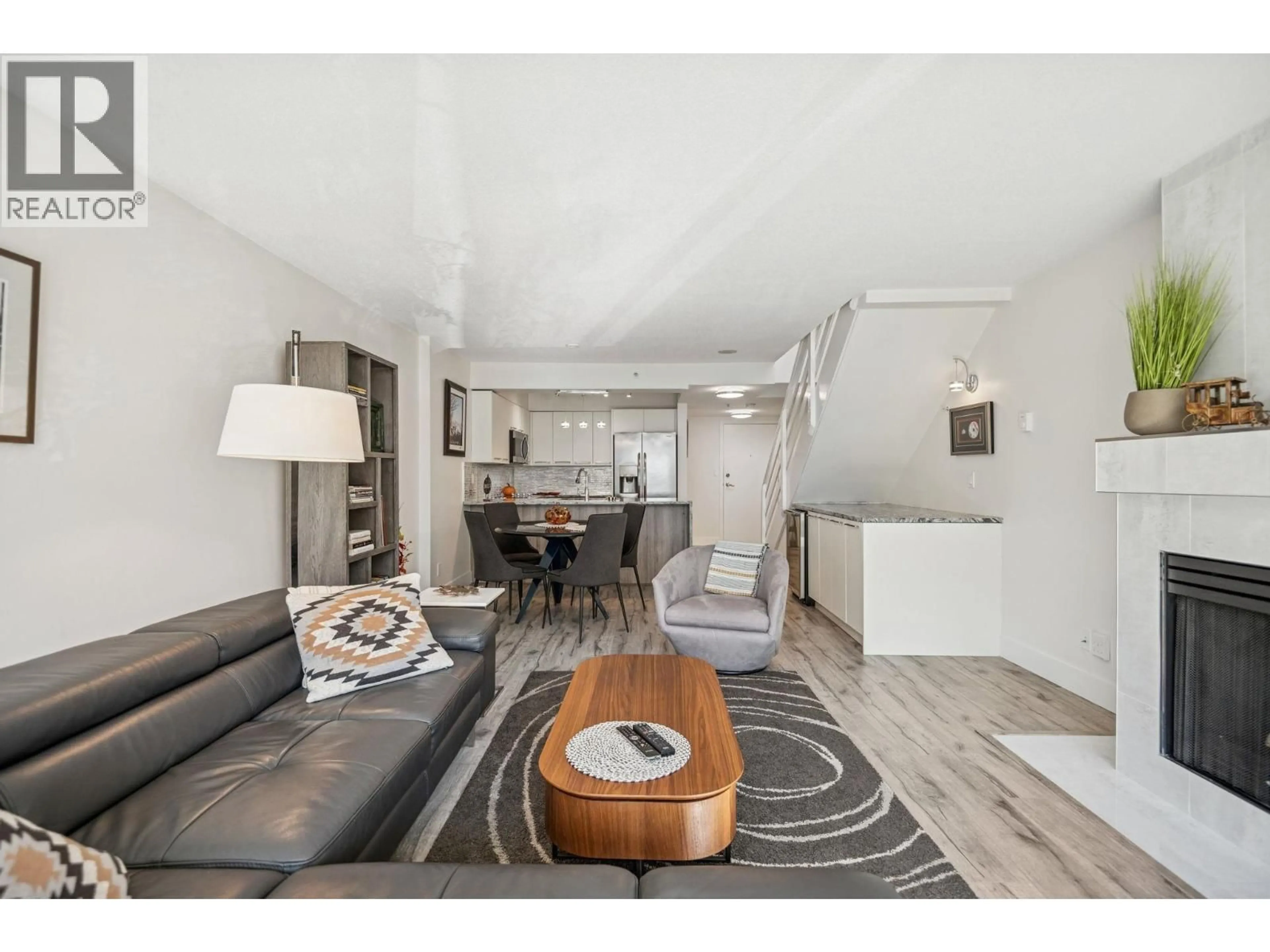 Living room with furniture, unknown for 205 - 1633 8TH AVENUE, Vancouver British Columbia V6J5H7