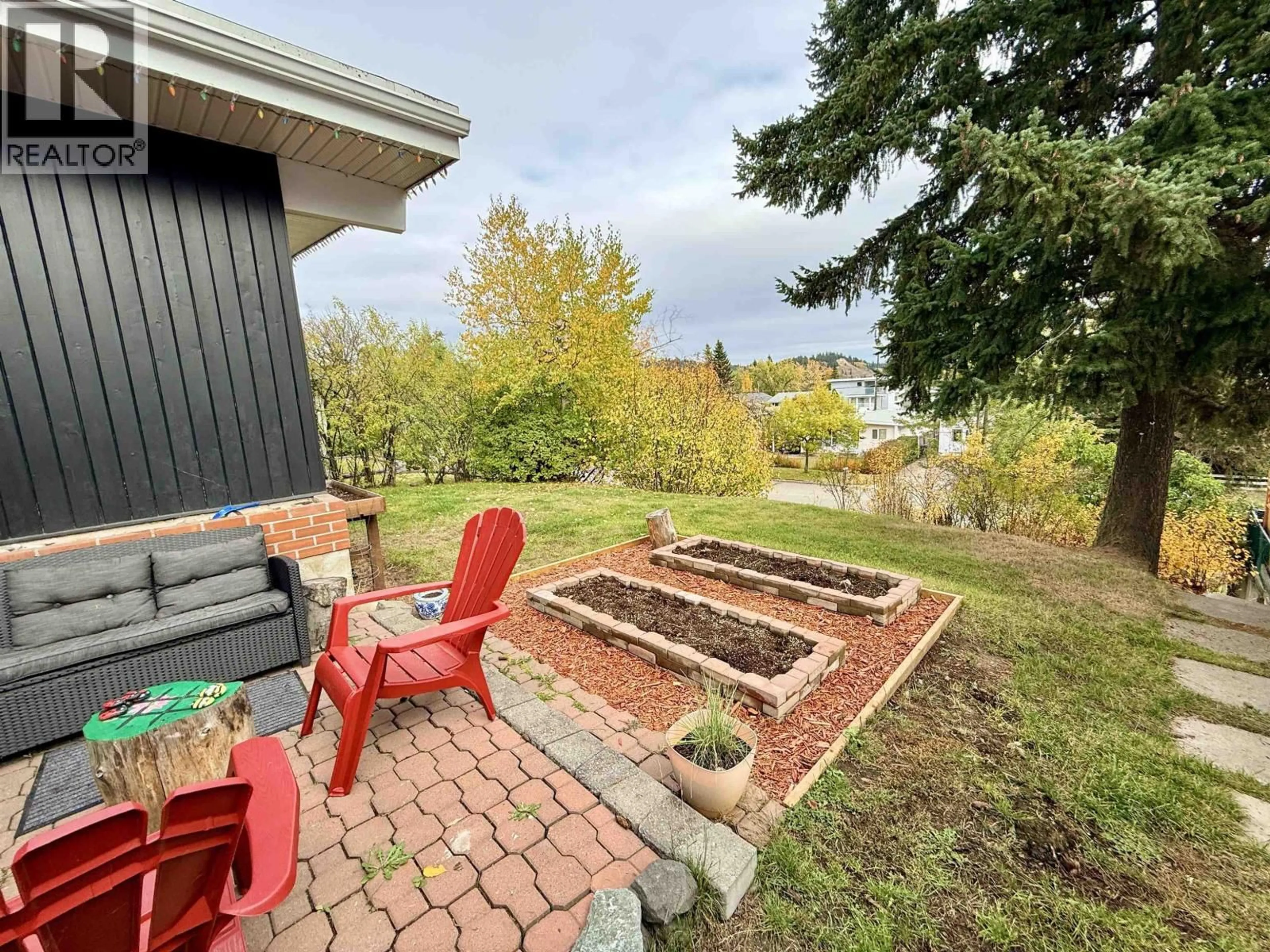 Patio, unknown for 281 LYON STREET, Prince George British Columbia V2M3K9
