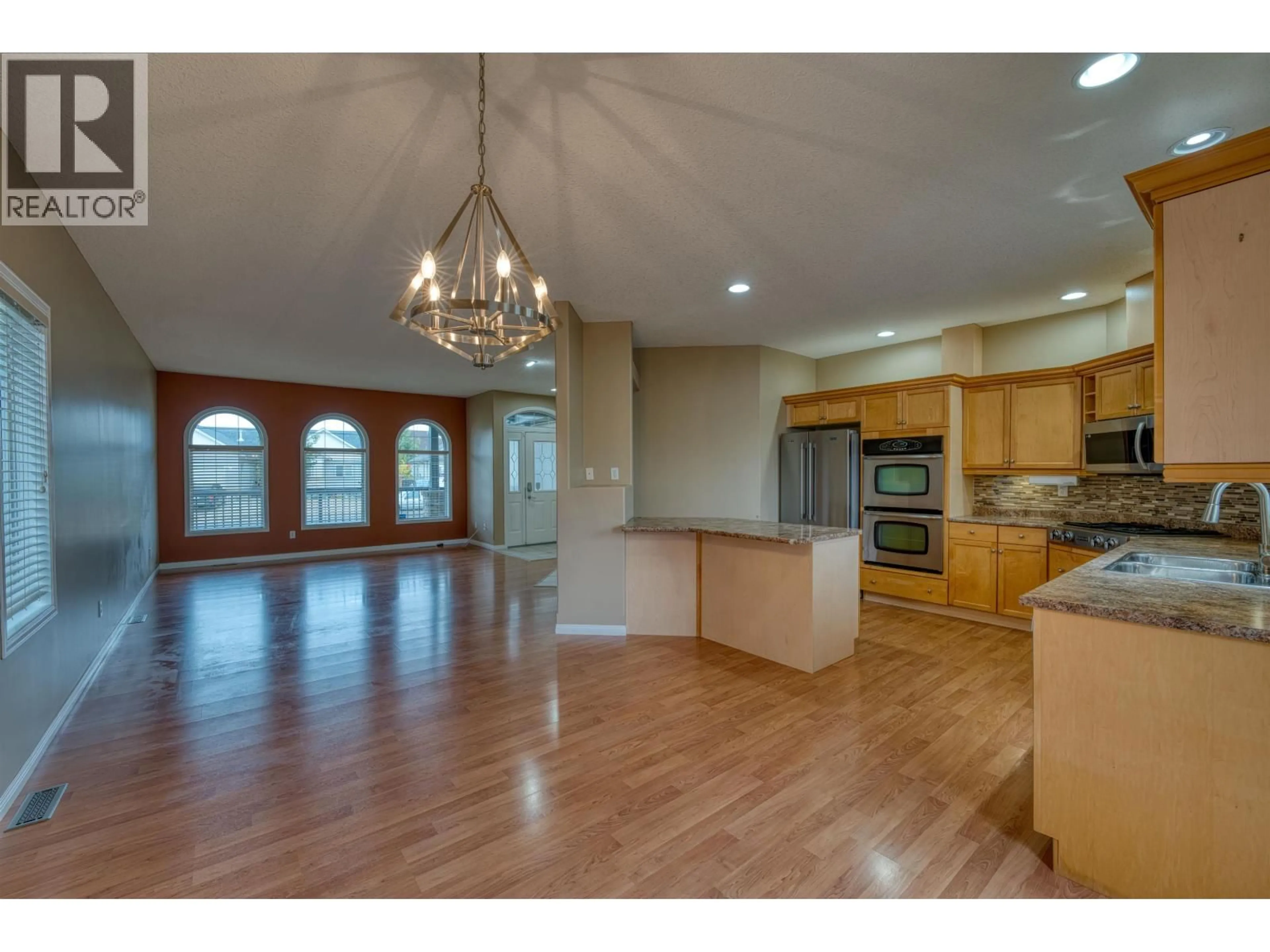 Open concept kitchen, unknown for 8703 109 AVENUE, Fort St. John British Columbia V1J7E6