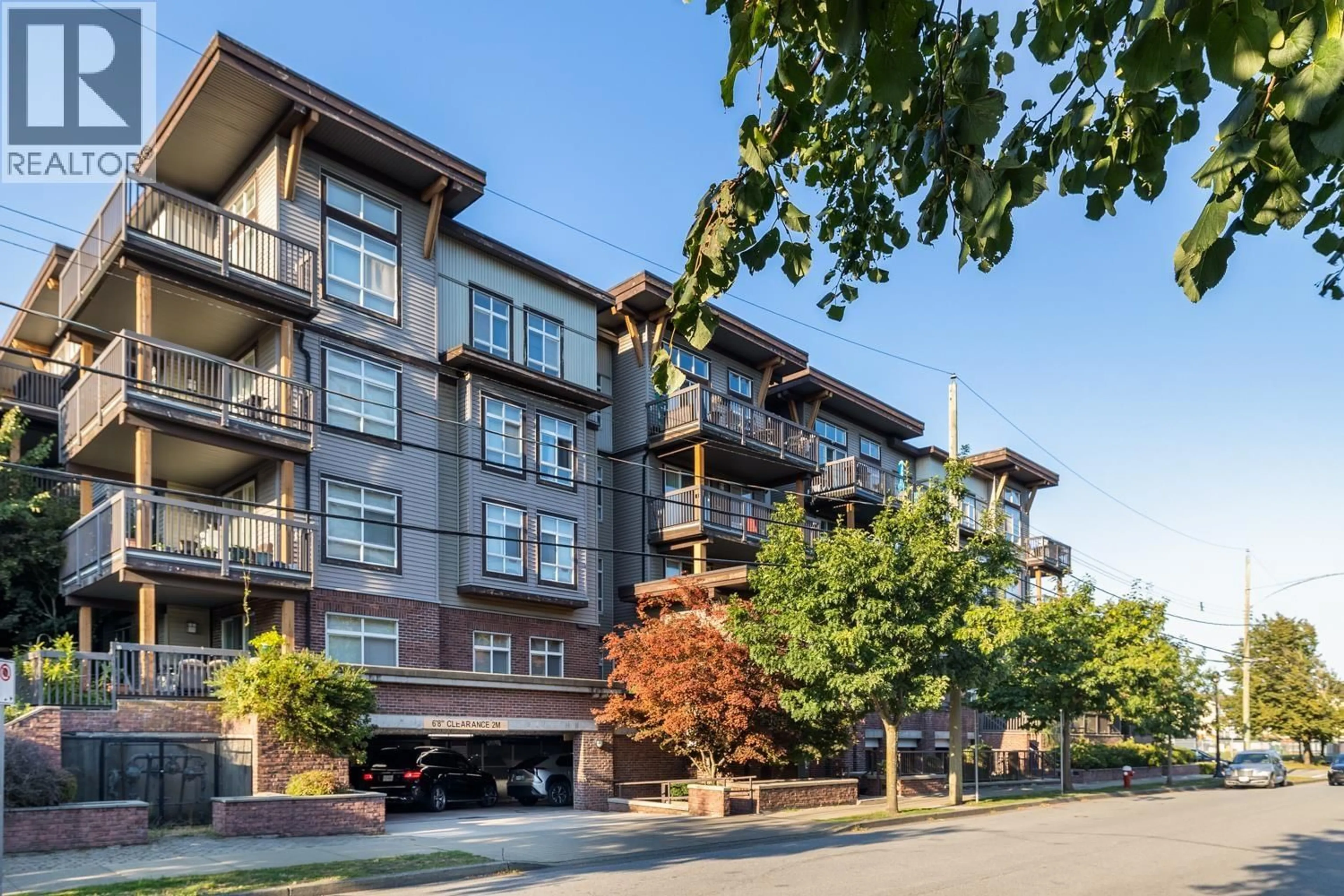 Patio, building for 316 - 9233 FERNDALE ROAD, Richmond British Columbia V6Y0B8