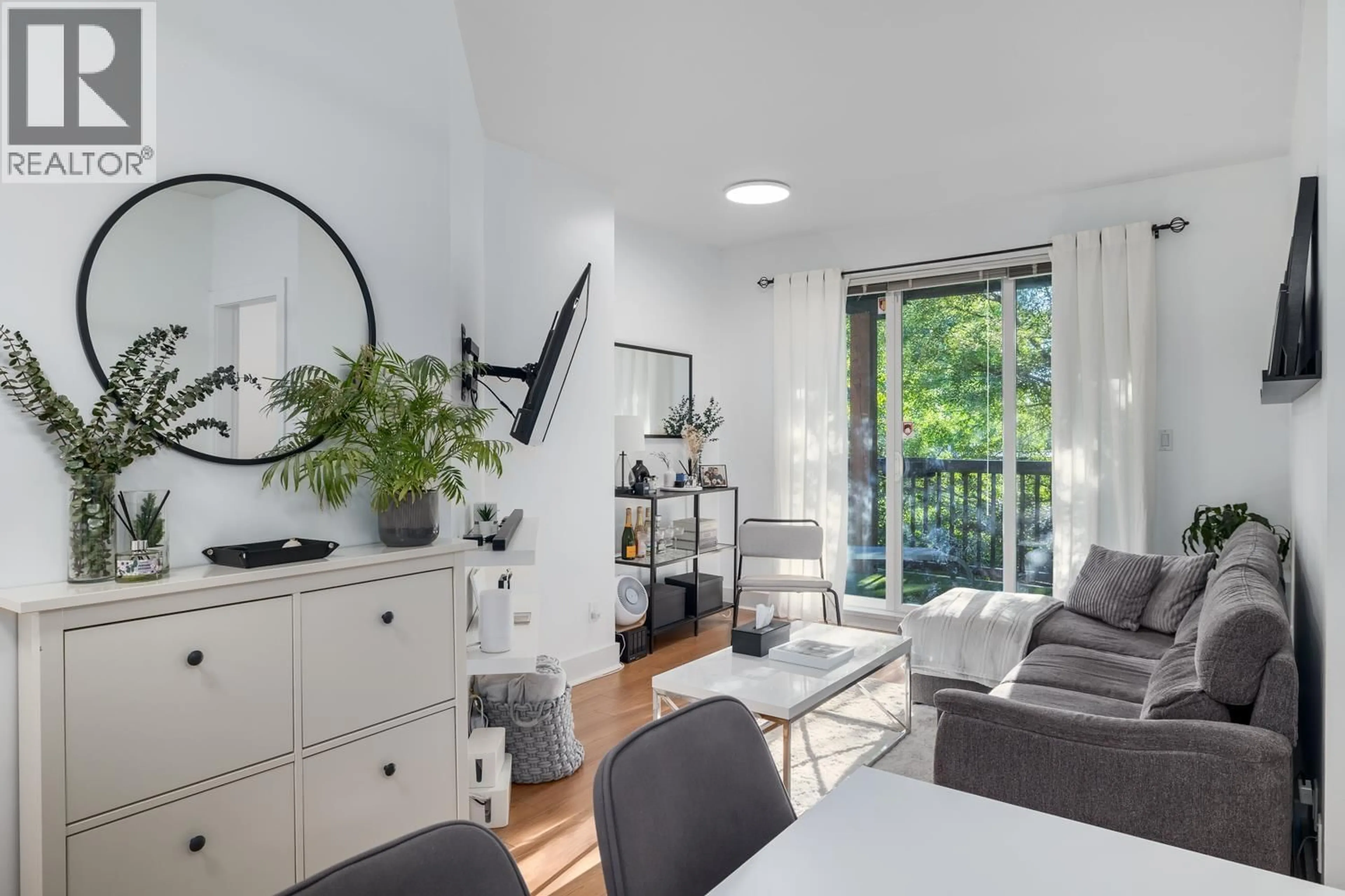 Living room with furniture, unknown for 316 - 9233 FERNDALE ROAD, Richmond British Columbia V6Y0B8