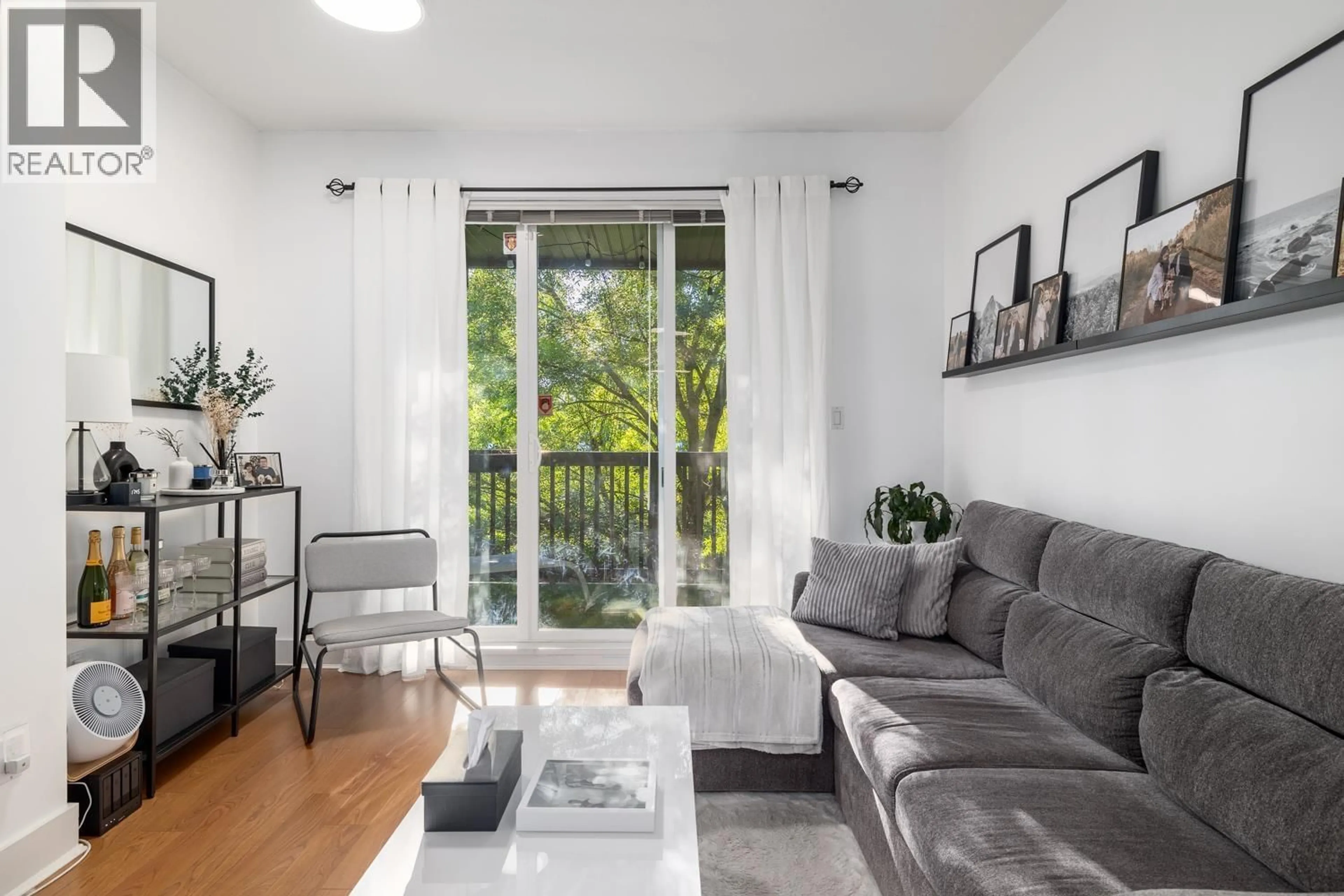 Living room with furniture, unknown for 316 - 9233 FERNDALE ROAD, Richmond British Columbia V6Y0B8