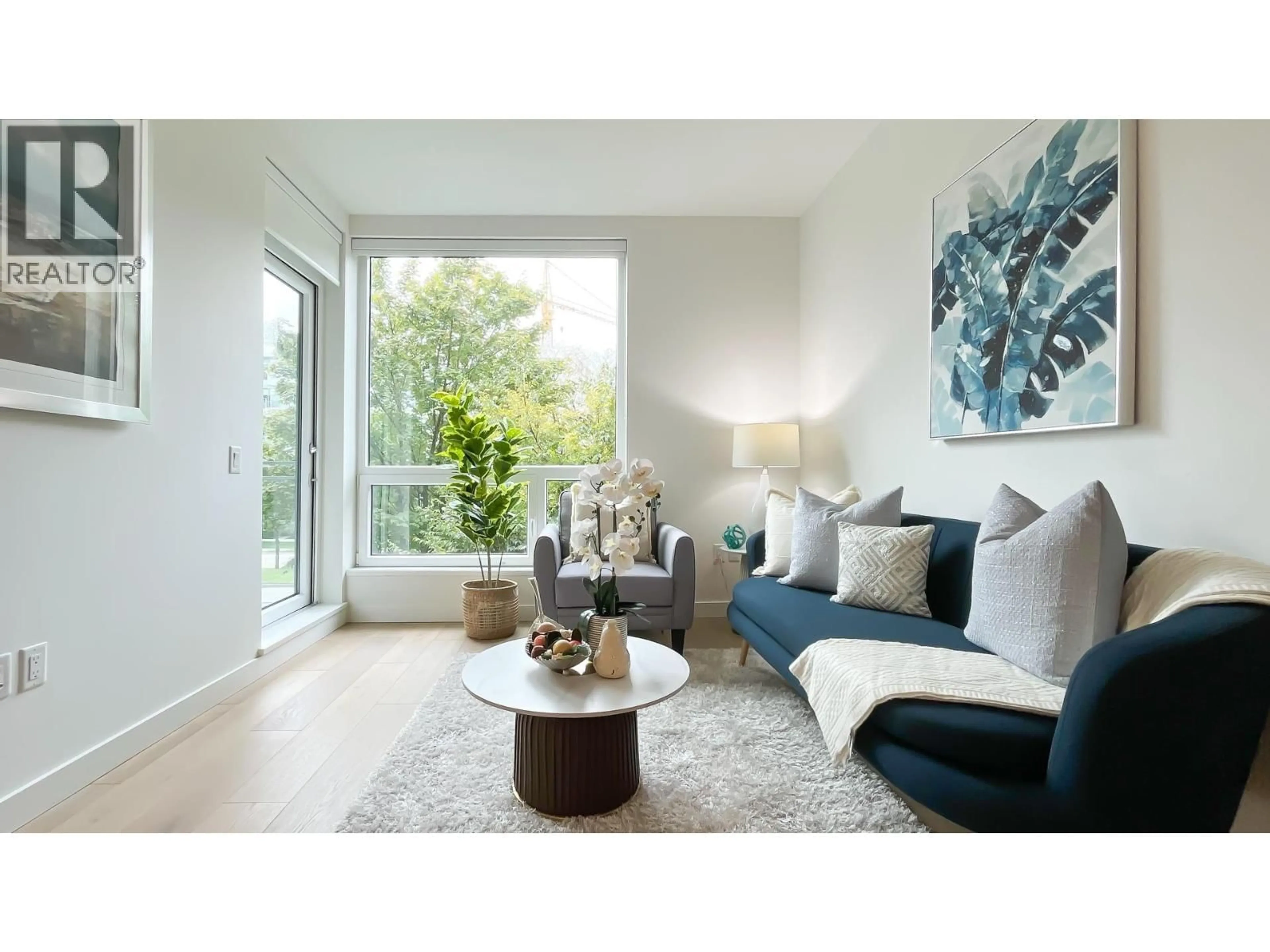 Living room with furniture, unknown for 207 - 5058 CAMBIE STREET, Vancouver British Columbia V5Z2Z5