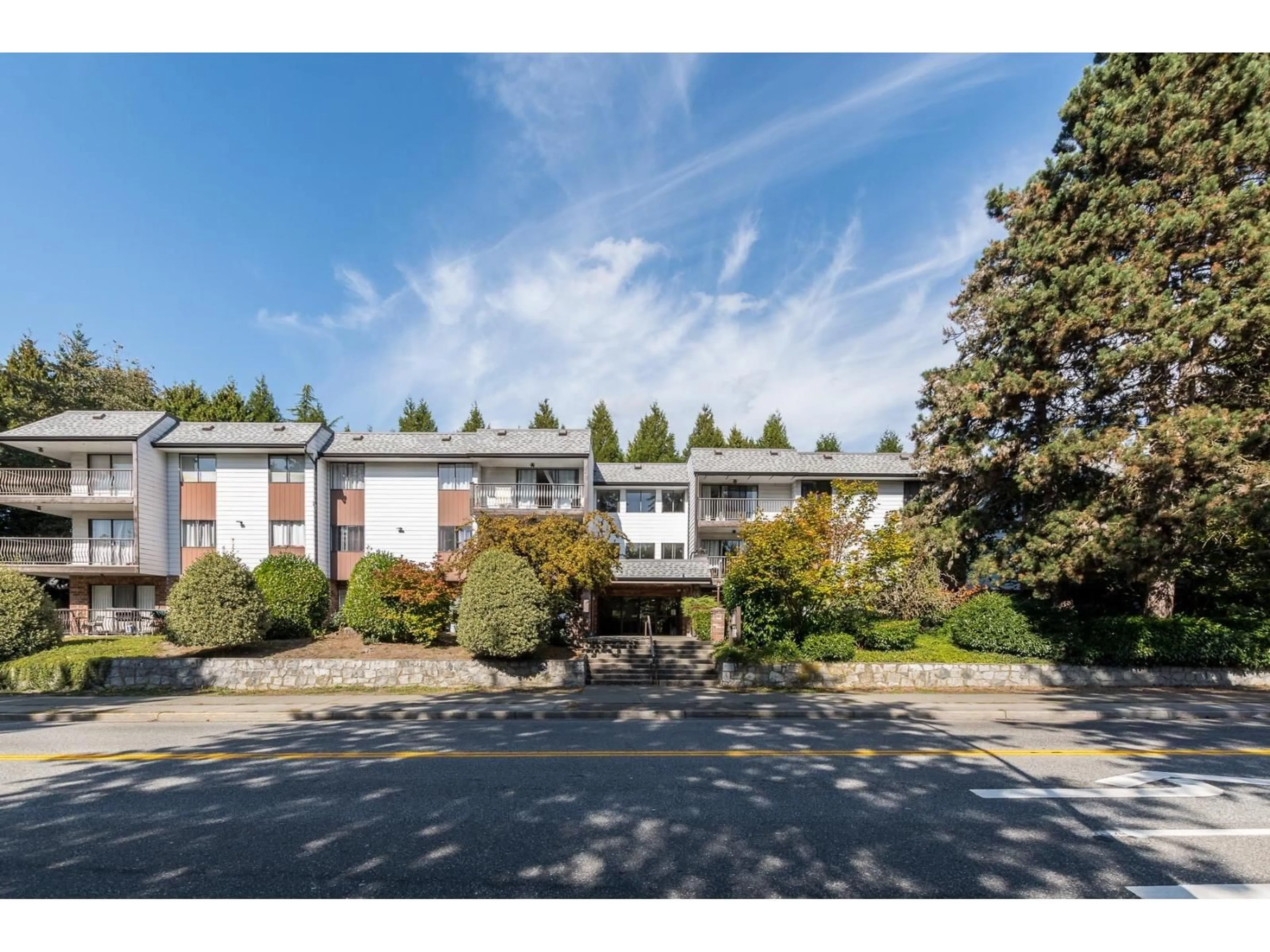 Unknown for 304 - 13977 74, Surrey British Columbia V3W6G6