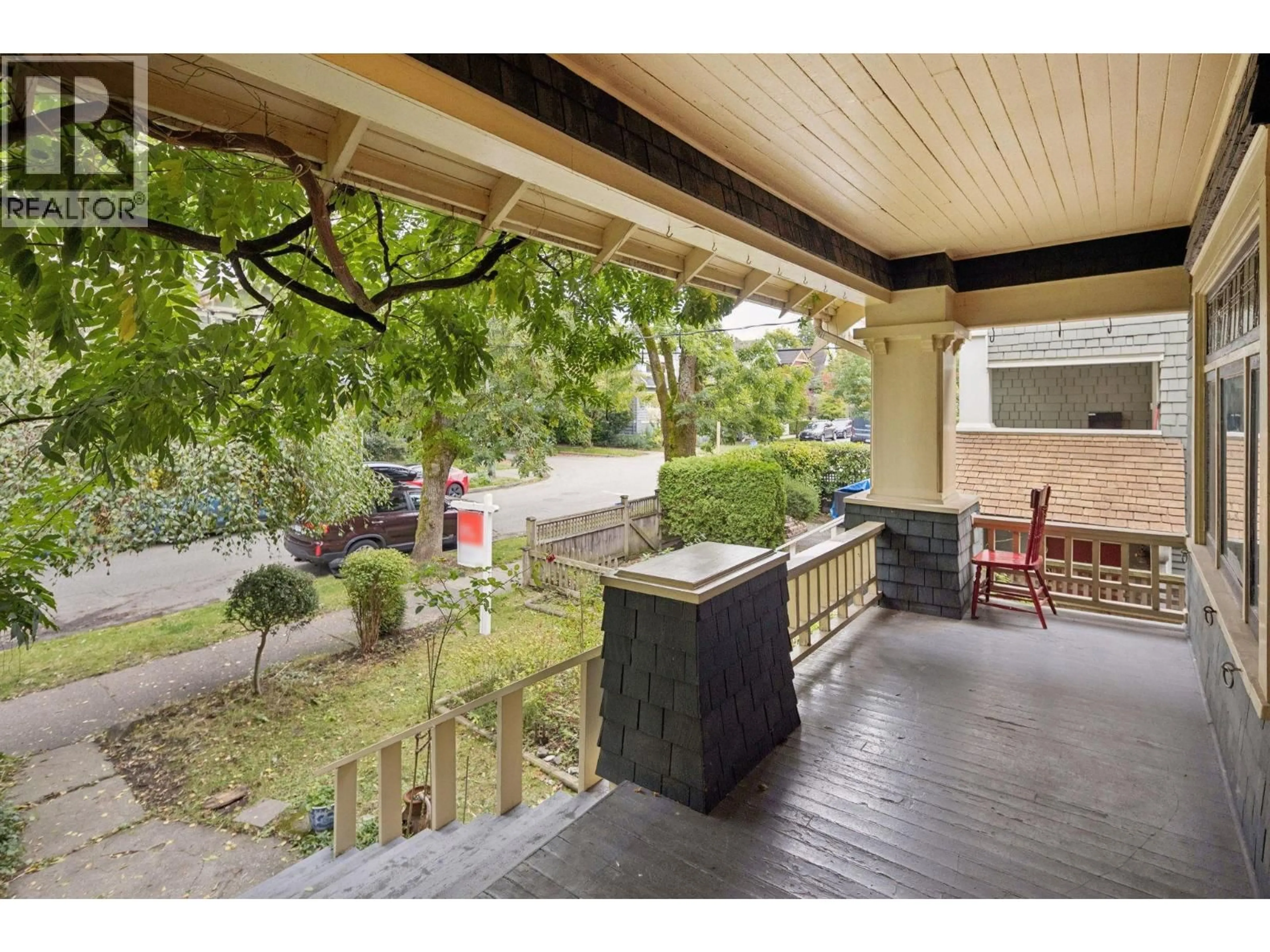 Patio, street for 2239 STEPHENS STREET, Vancouver British Columbia V6K3W5