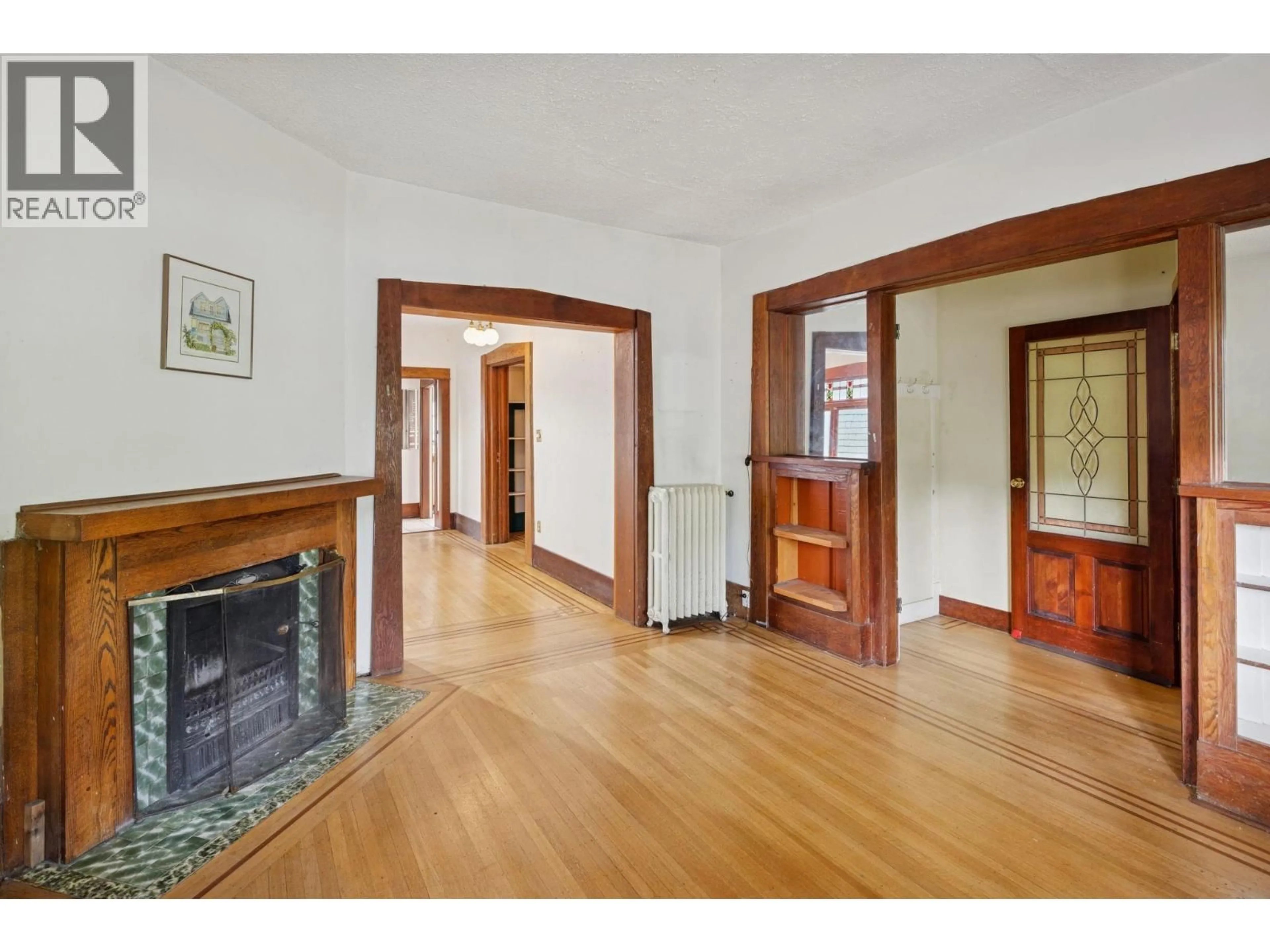Indoor foyer for 2239 STEPHENS STREET, Vancouver British Columbia V6K3W5