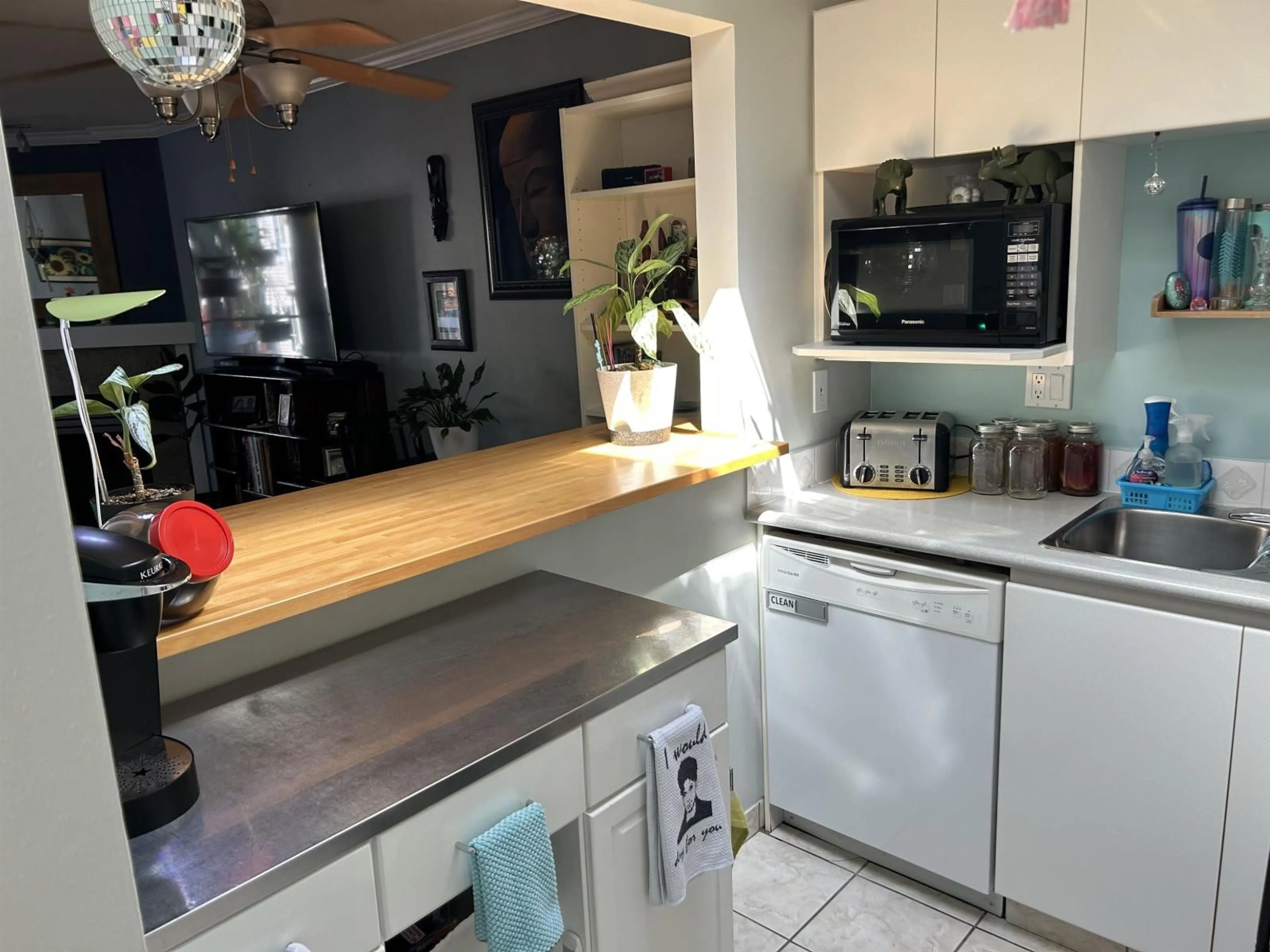 Unknown for 304 - 10665 139, Surrey British Columbia V3T4L8