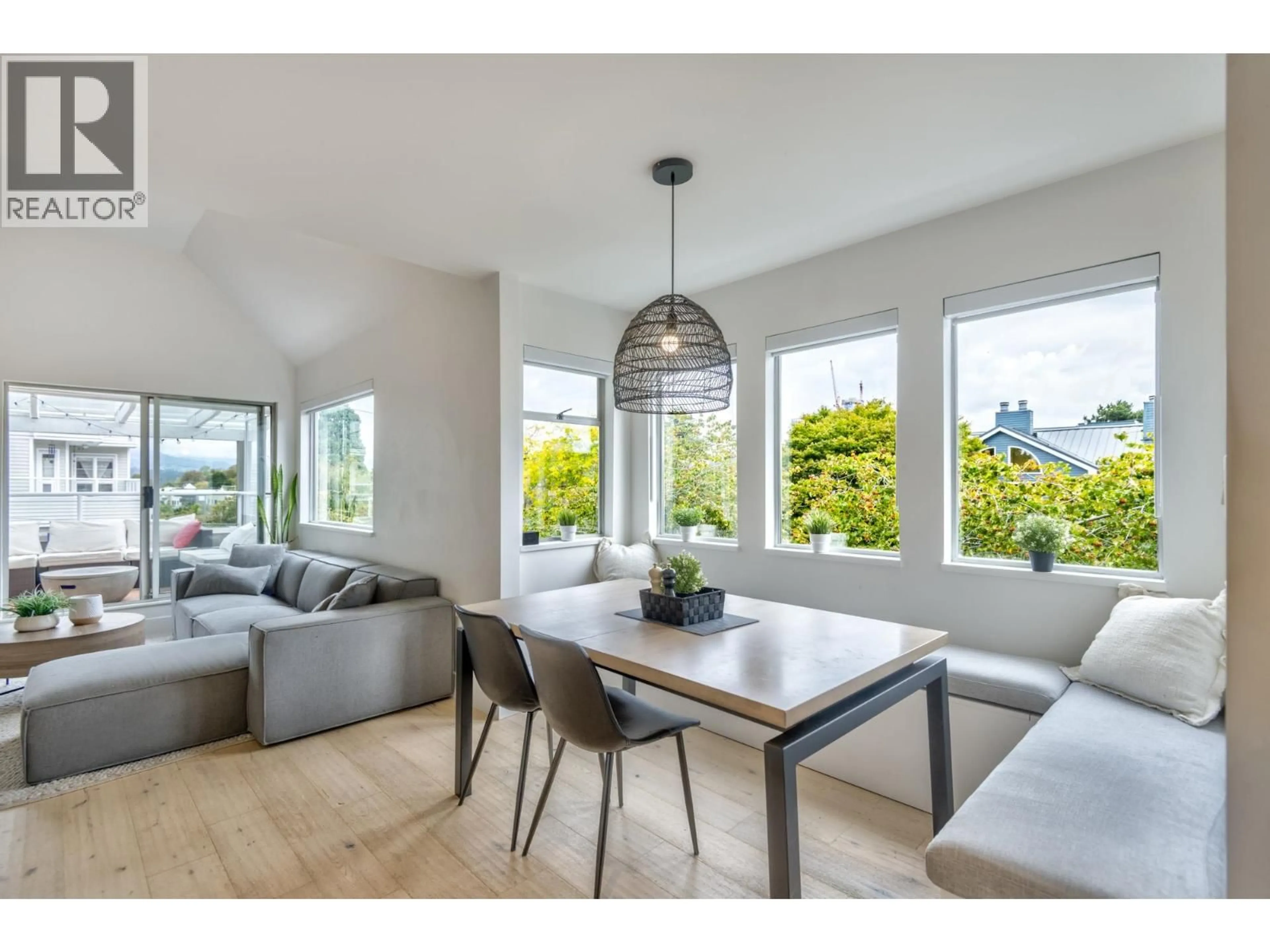 Unknown for 304 - 1665 ARBUTUS STREET, Vancouver British Columbia V6J3X3