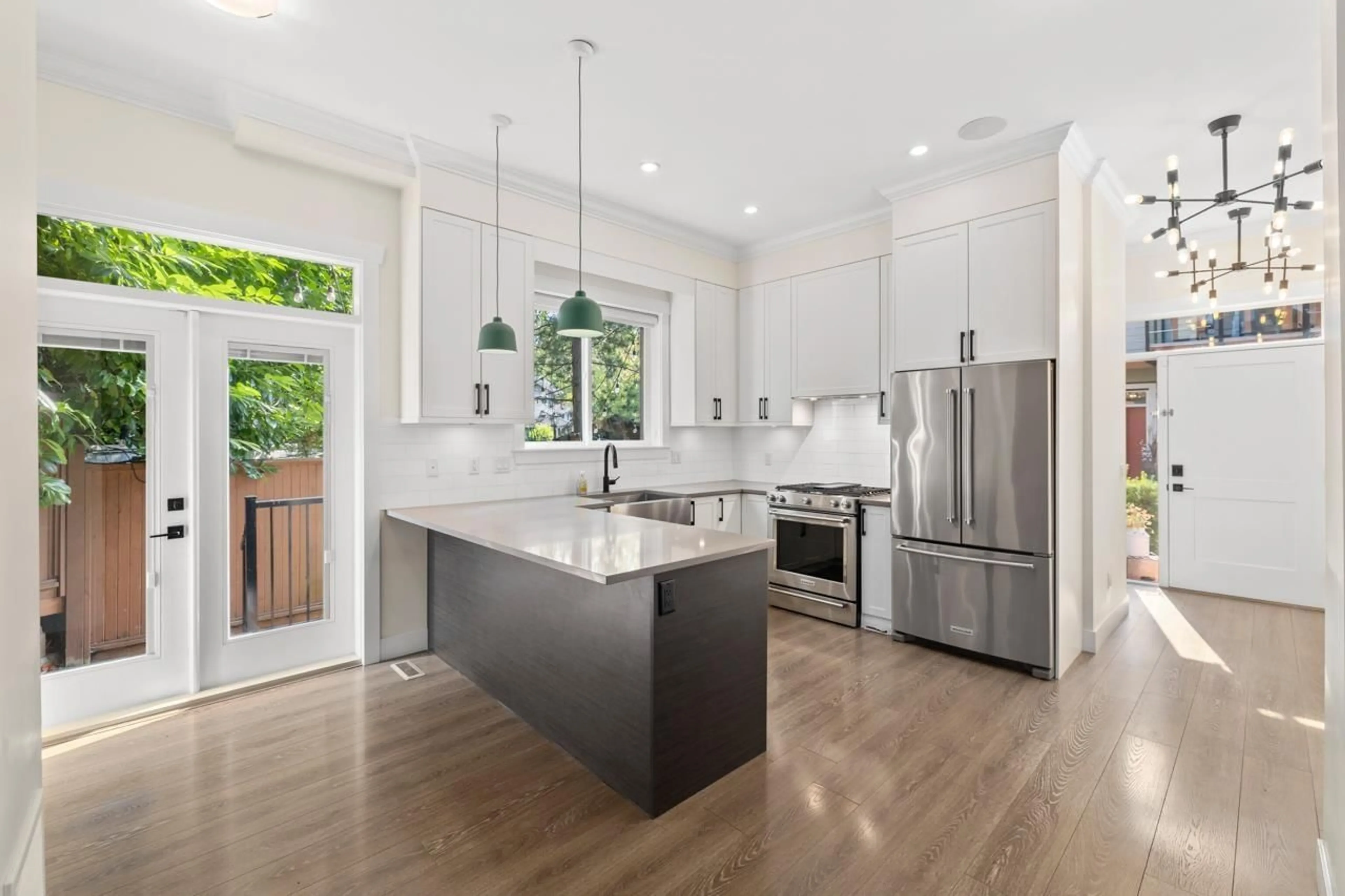 Open concept kitchen, unknown for 14 - 1454 162B, Surrey British Columbia V4A9W9