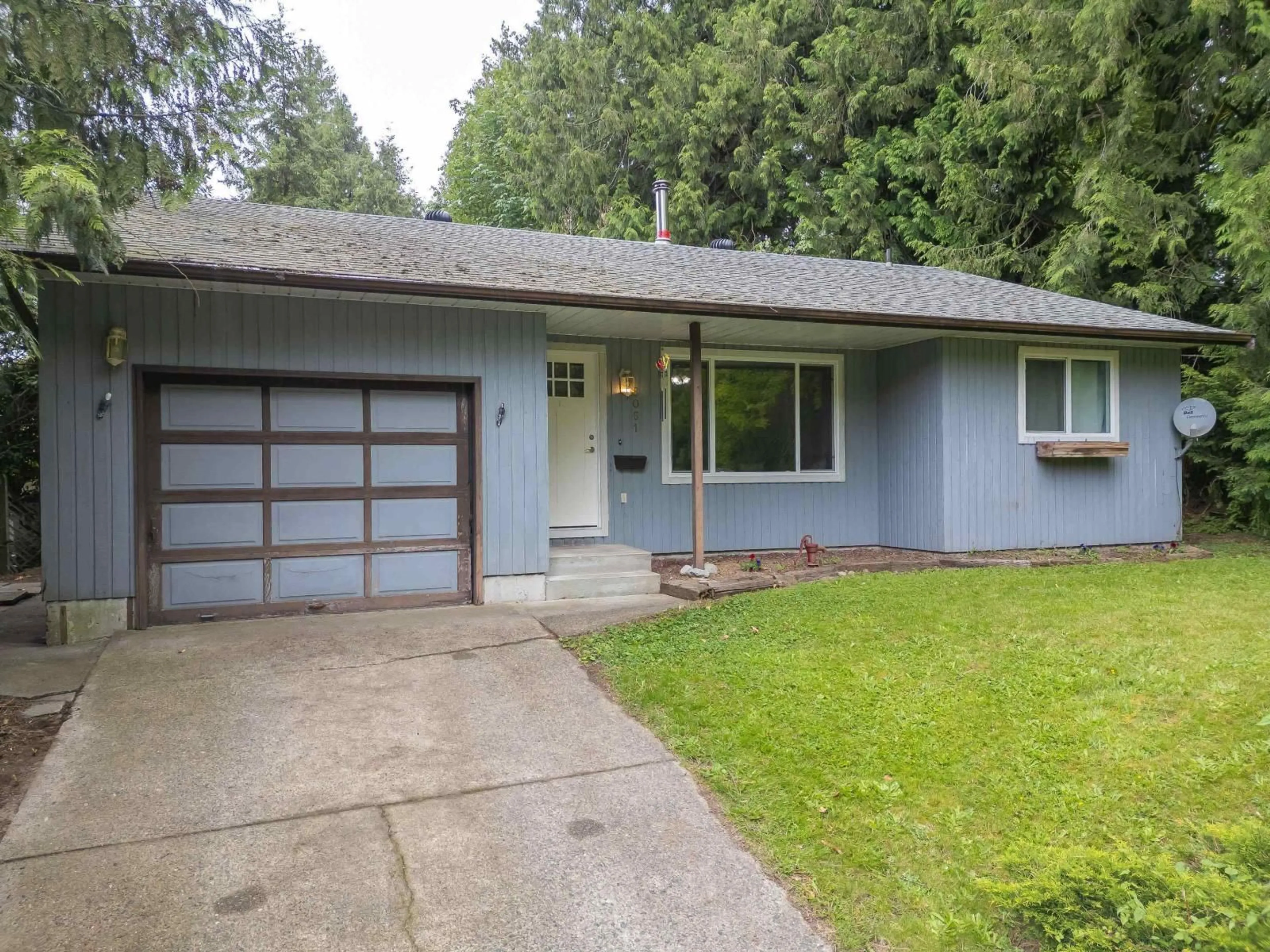 Home with vinyl exterior material, street for 8061 CARIBOU, Mission British Columbia V2V5R1