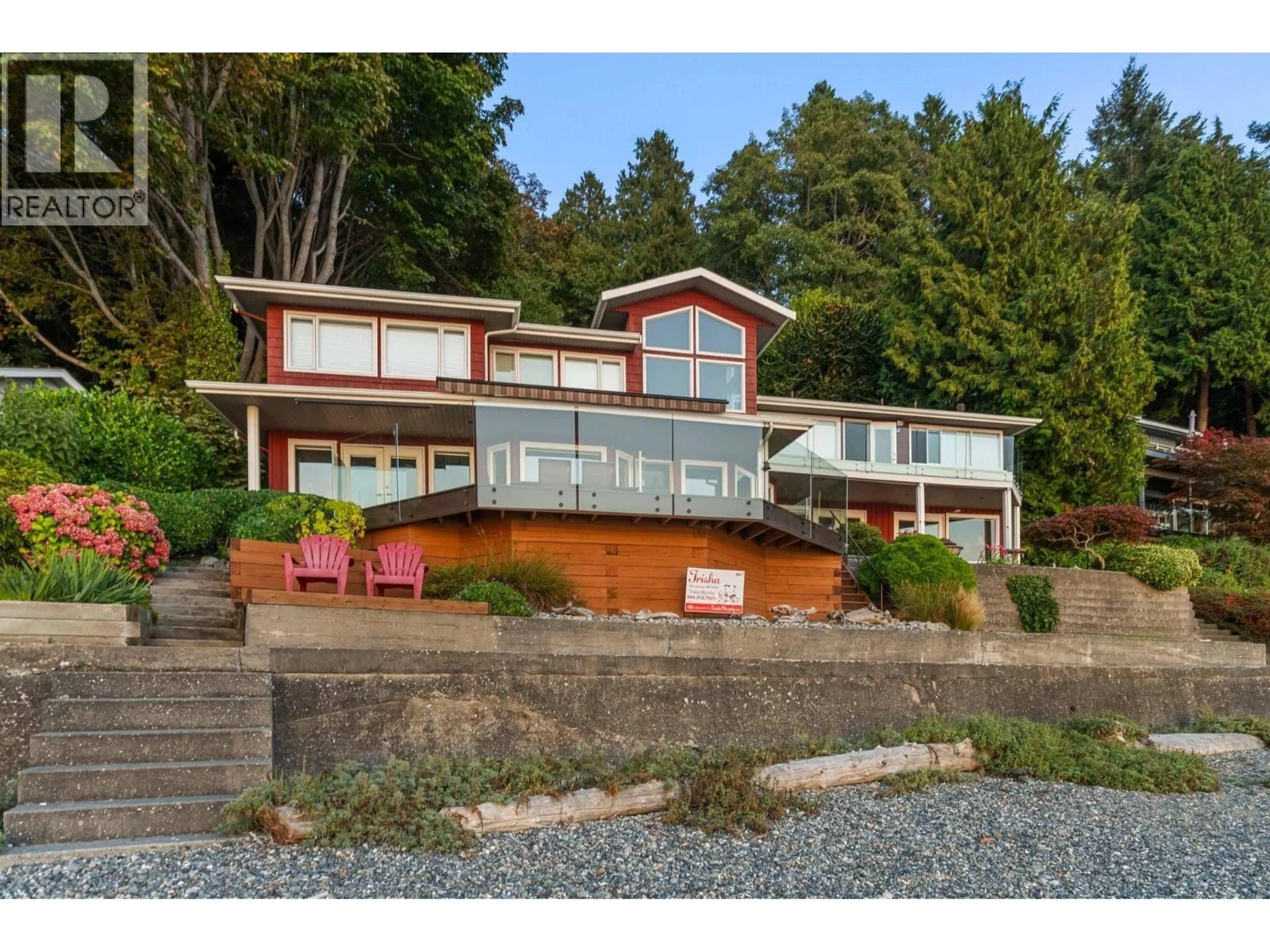 A pic from outside/outdoor area/front of a property/back of a property/a pic from drone, water/lake/river/ocean view for 330 TSAWWASSEN BEACH ROAD, Delta British Columbia V4M4C9