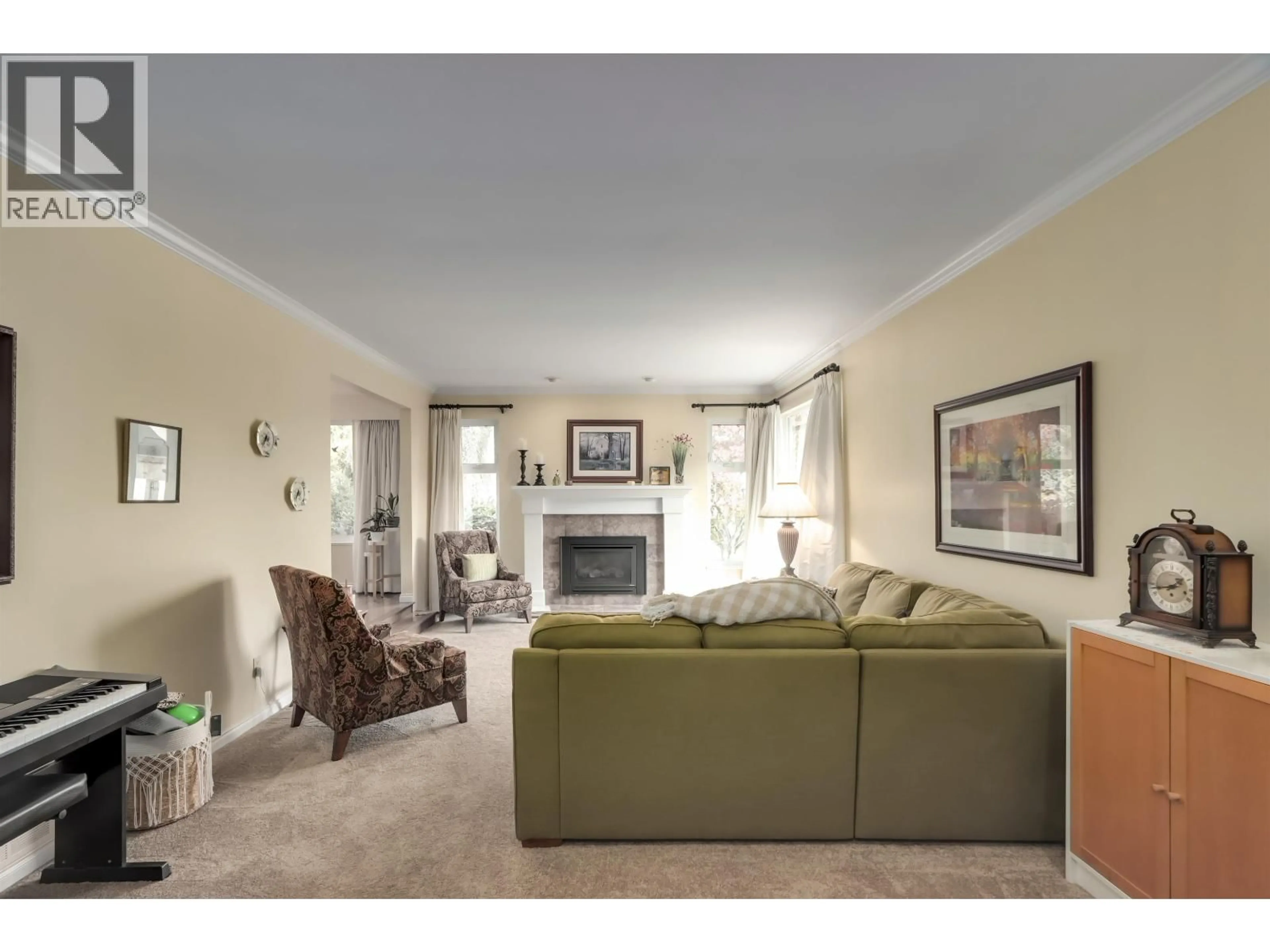 Living room with furniture, unknown for 5680 LANGTREE AVENUE, Richmond British Columbia V7C4L3