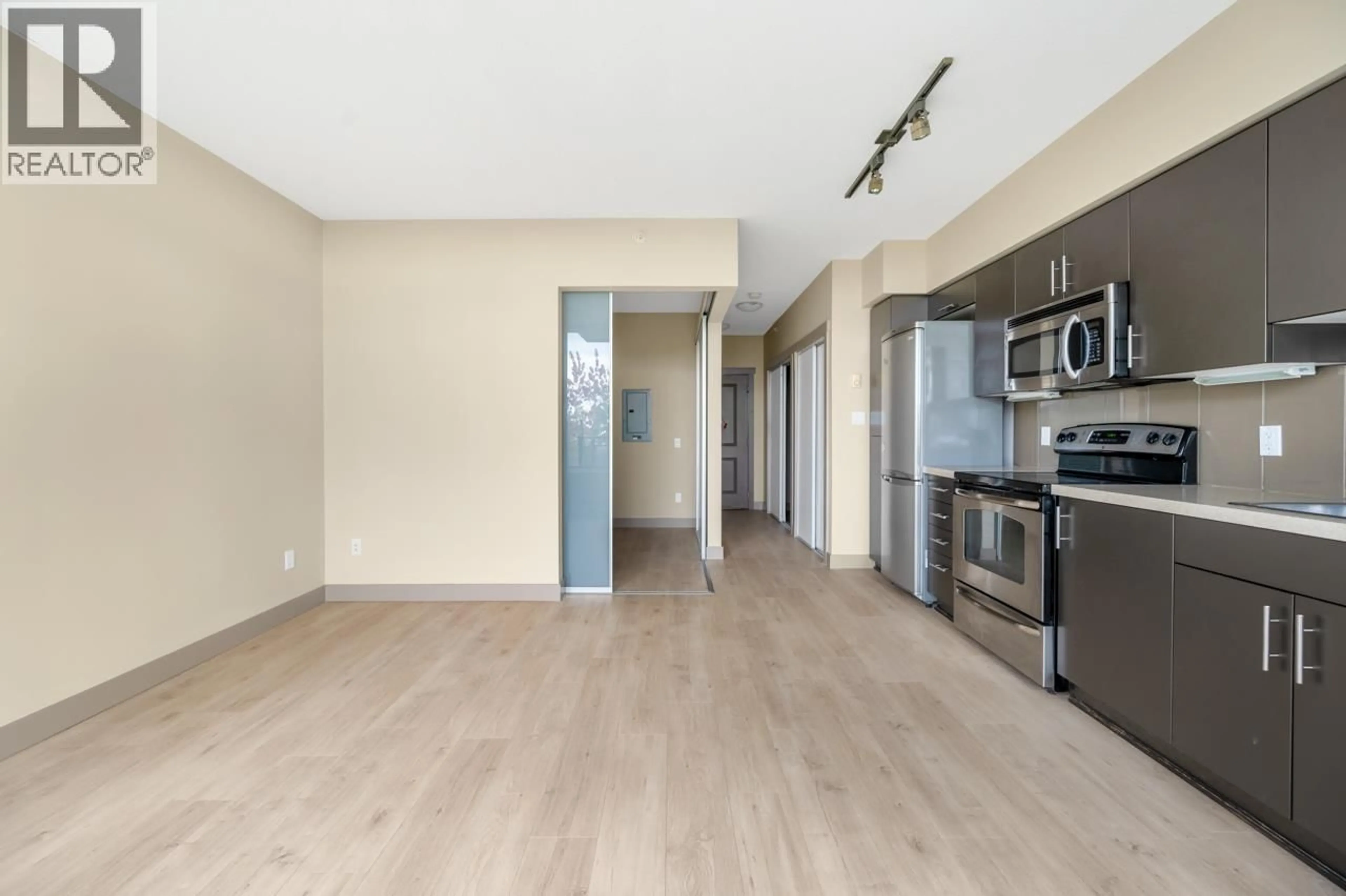 A pic of a room for 501 - 9009 CORNERSTONE MEWS, Burnaby British Columbia V5A0B9