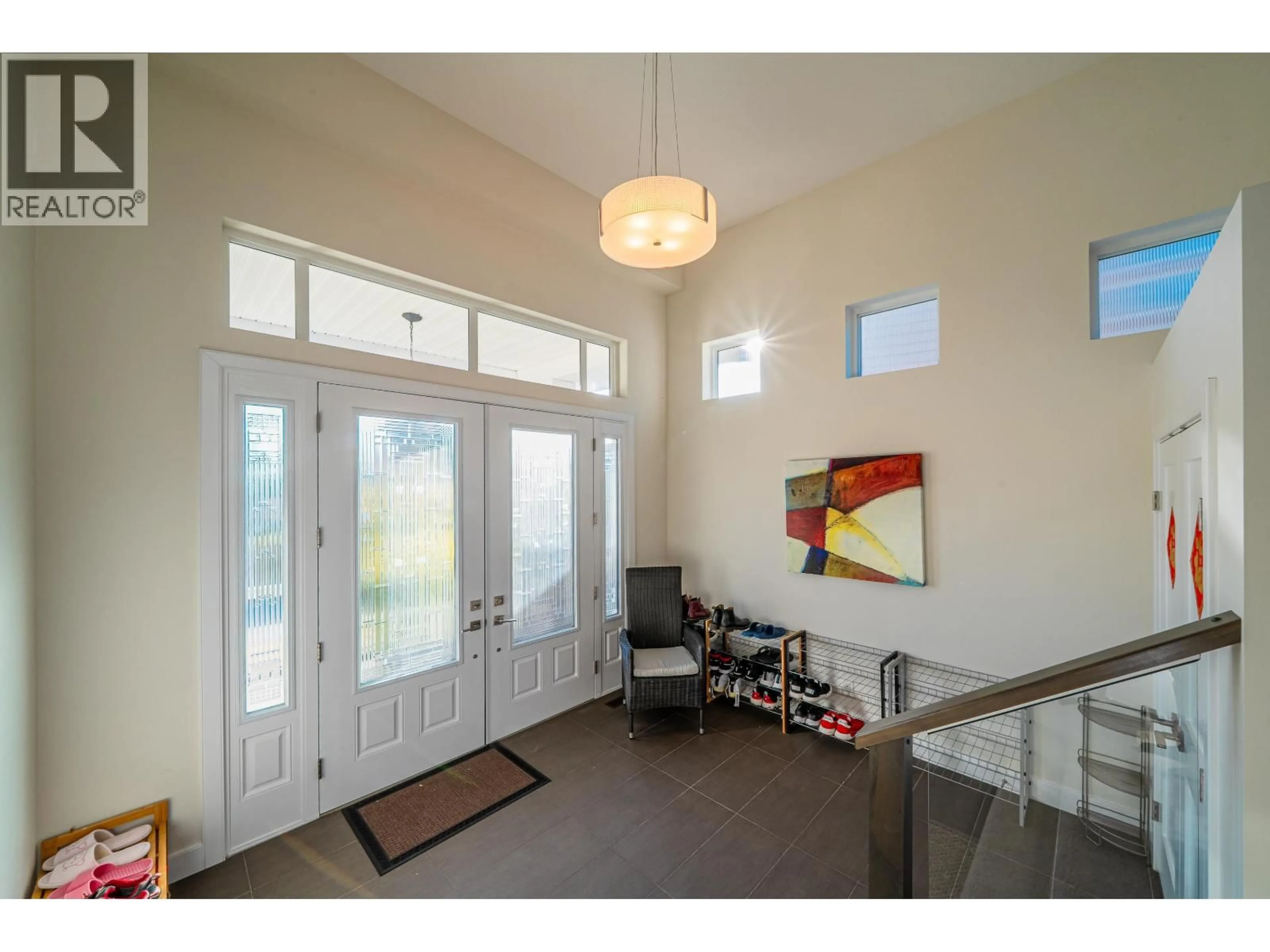 Indoor entryway for 3503 HADLEY WOOD, Coquitlam British Columbia V3E0K2